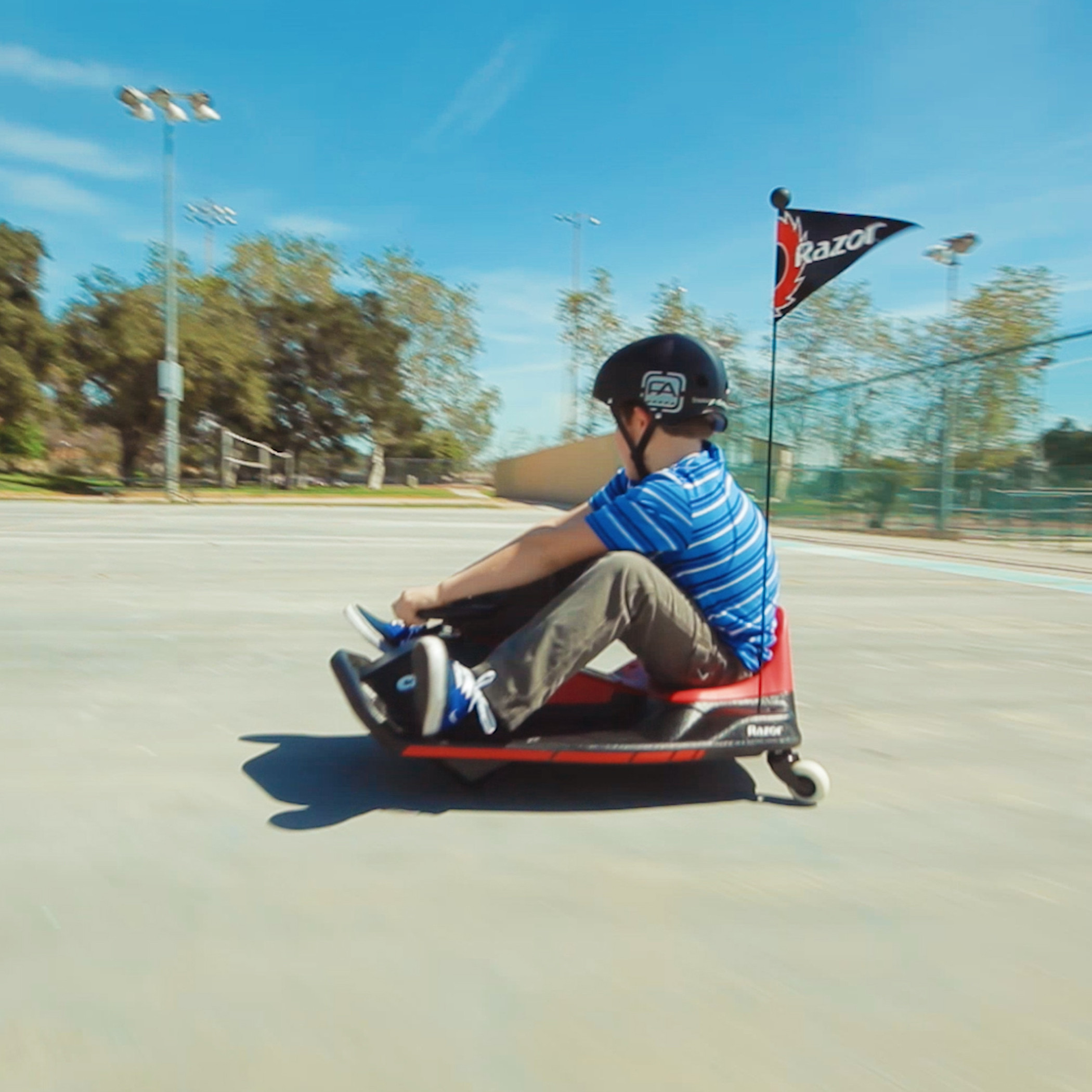 سكوتر كريزي كارت شيفت بسرعة 13 كم/ساعة من رازور- لعمر 8 سنوات-toys-outdoor-bikesandrideons-image-7