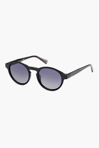 Shop Guess Men's Polarized Grey Lens 50 MM Round Sunglasses