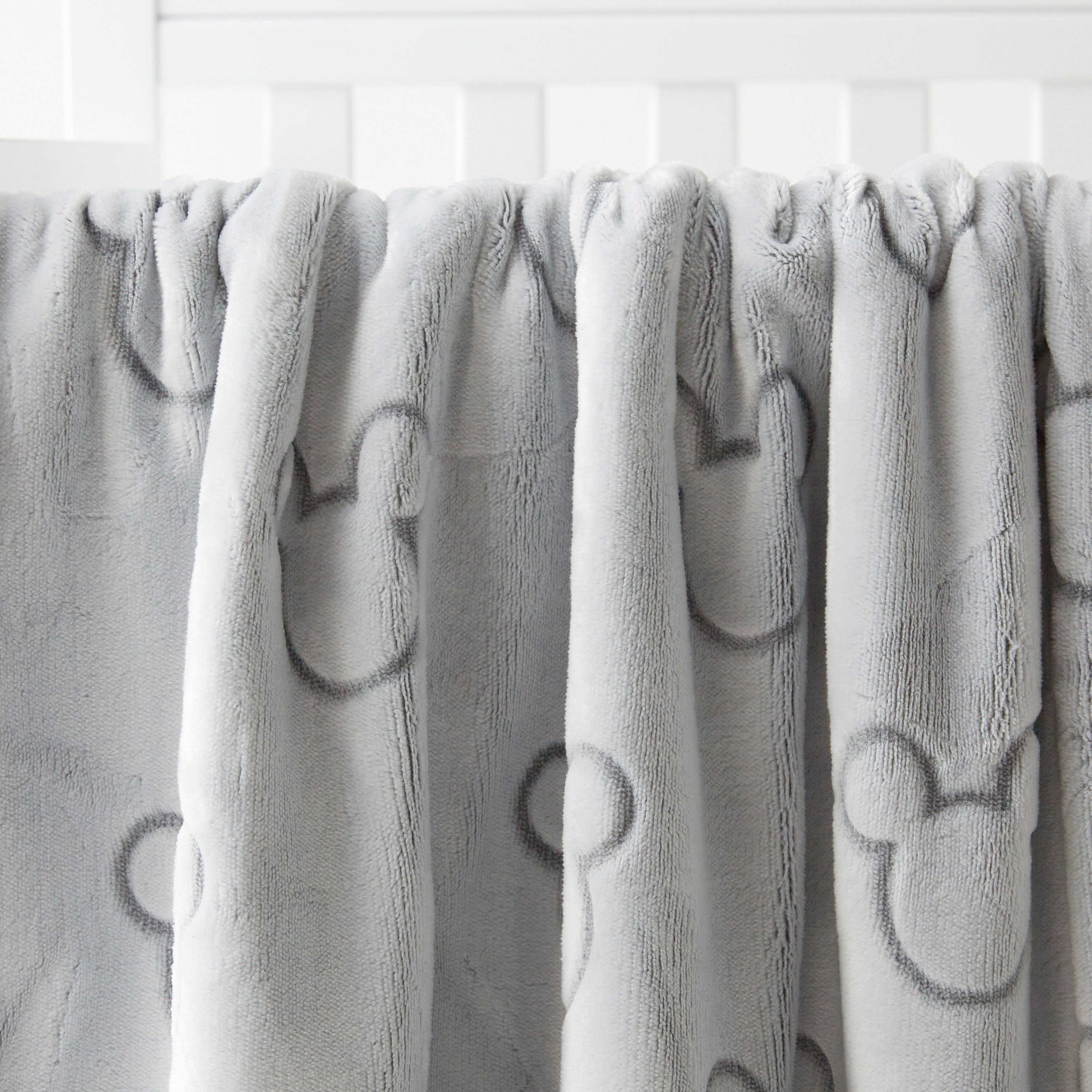Disney Mickey Mouse Detail Flannel Fleece Blanket - 120x140 cm-baby-nursery-blanketsandswaddles-blanketsandquilts-image-2