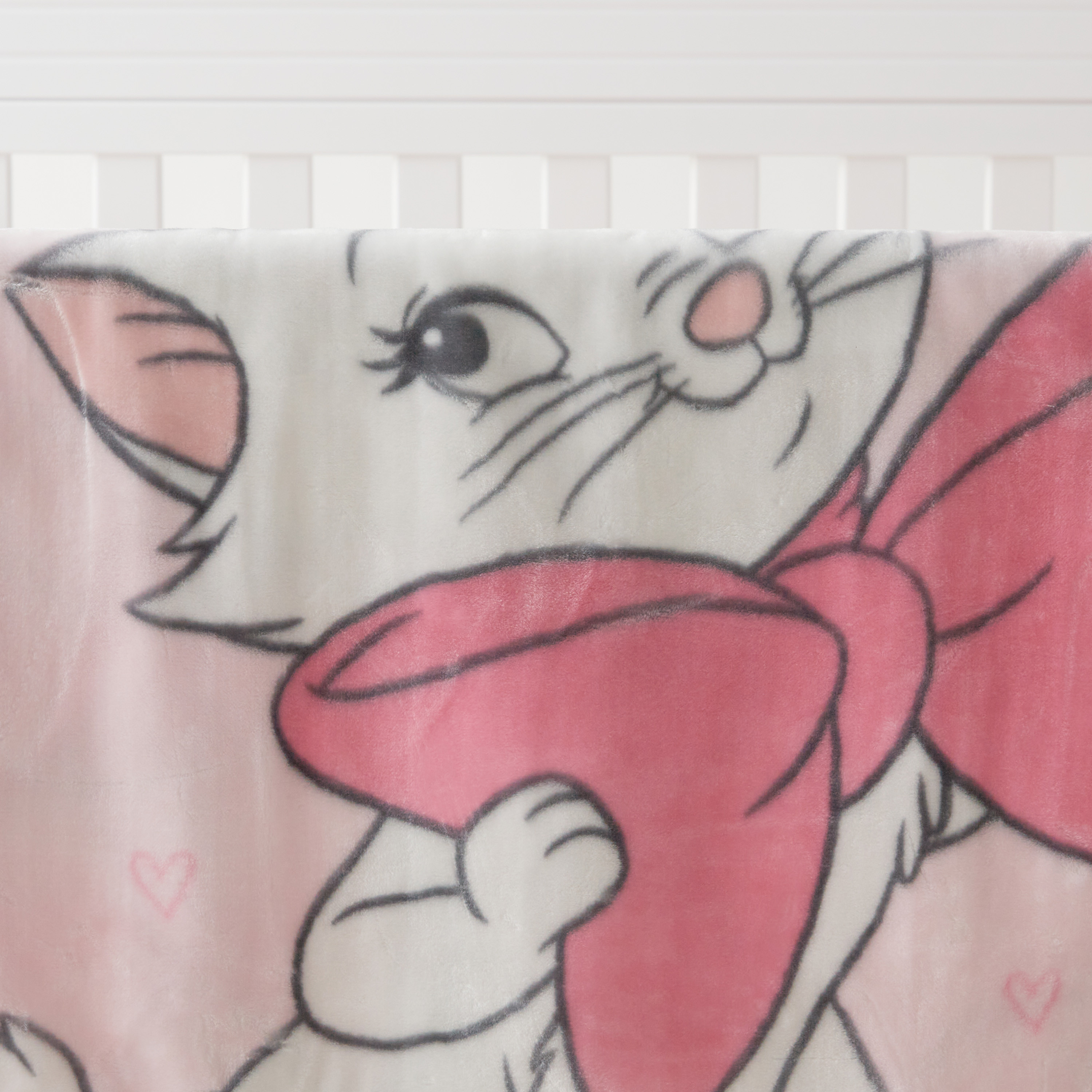 بطانية راشيل بطبعات ماري من ديزني- 80x110 سم-baby-nursery-blanketsandswaddles-blanketsandquilts-image-2
