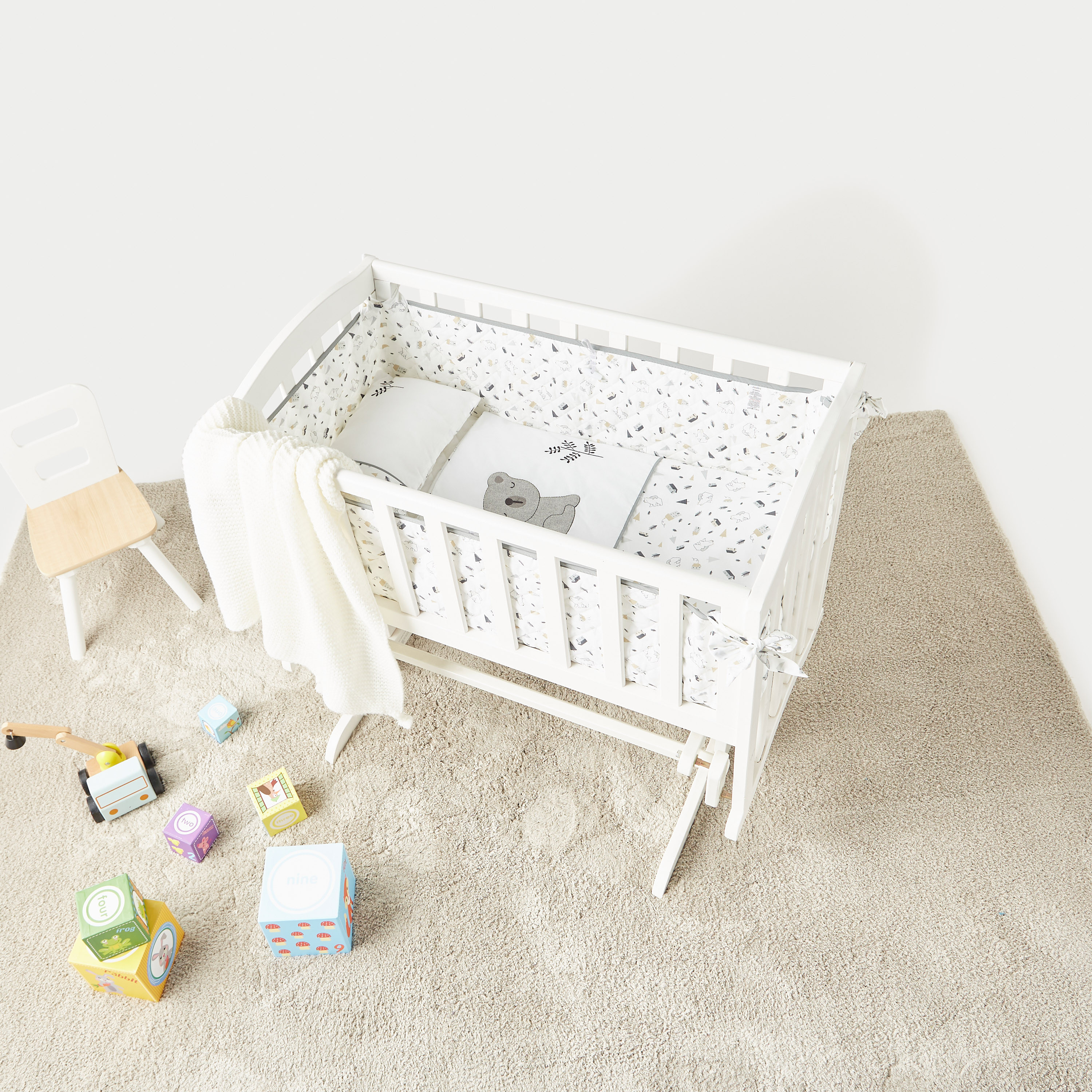 Bassinet shop cover set