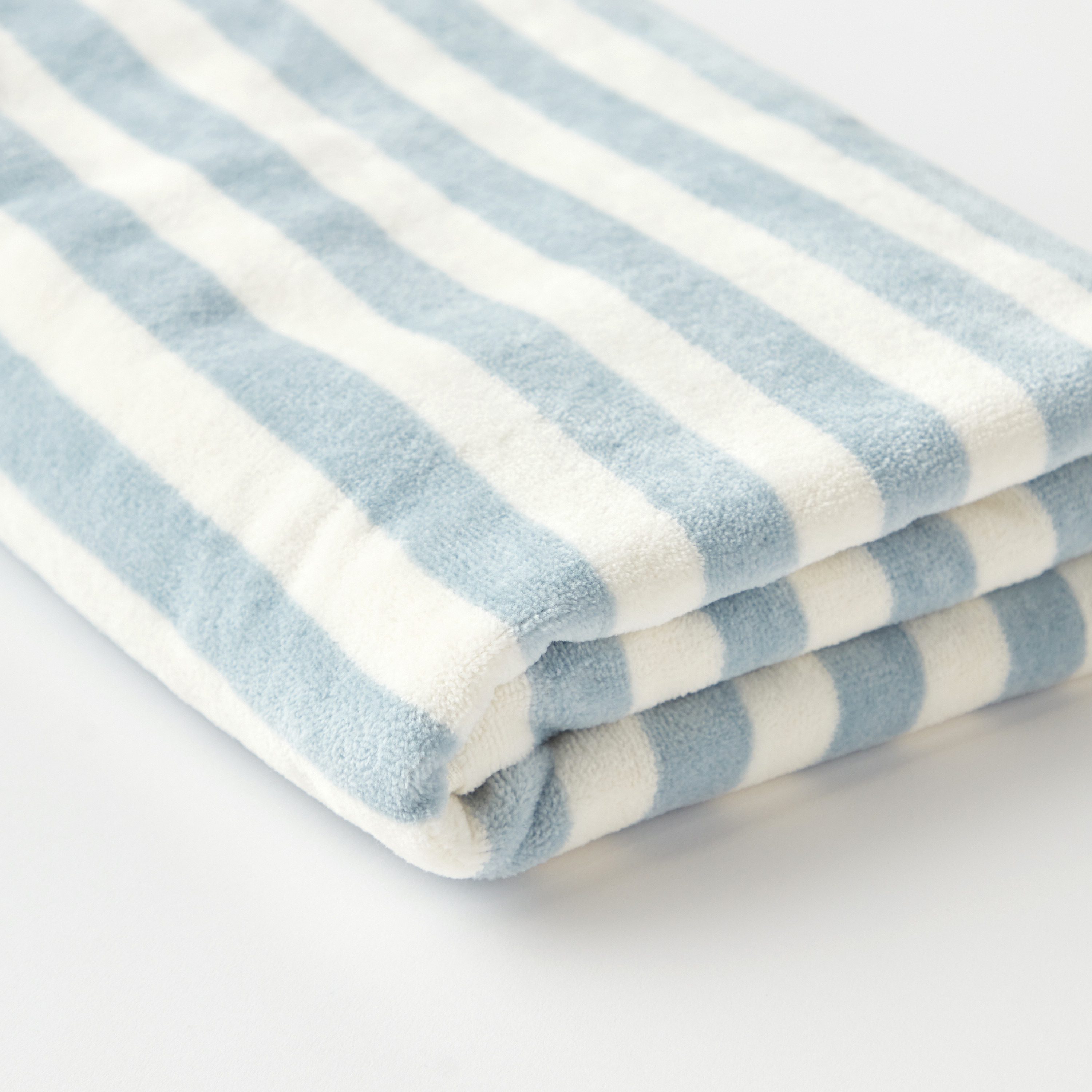 Juniors Striped Bath Towel - 70x140 cm-baby-bathandcare-towels-image-2