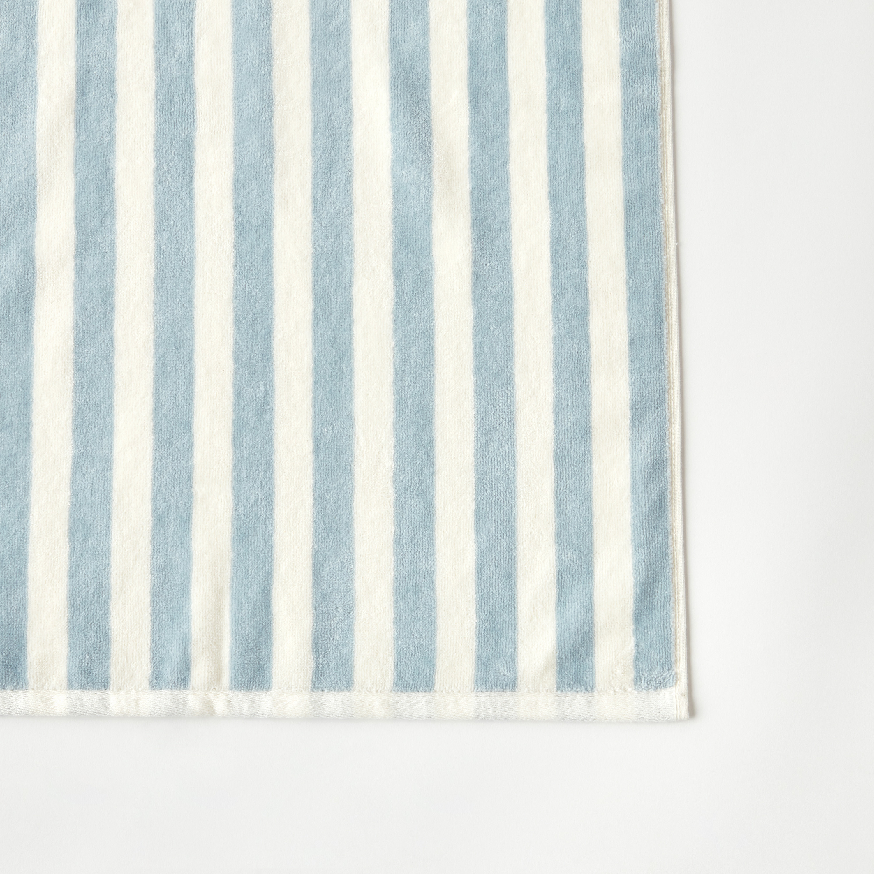 Juniors Striped Bath Towel - 70x140 cm-baby-bathandcare-towels-image-3