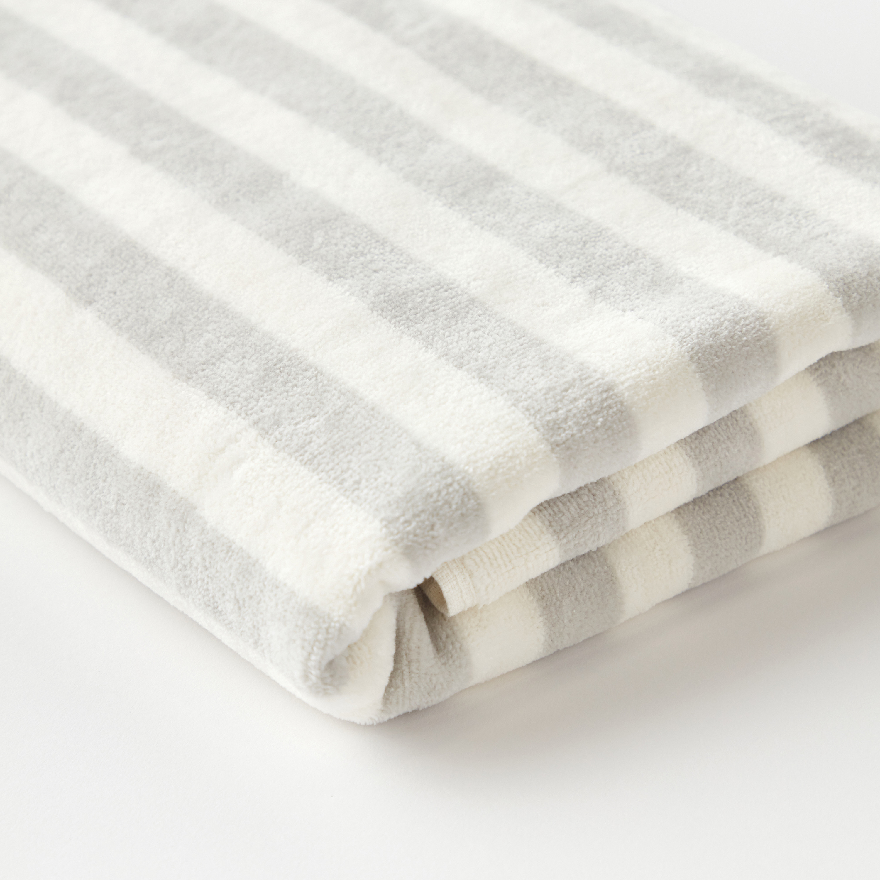 Juniors Striped Bath Towel - 70x140 cm-baby-bathandcare-towels-image-2
