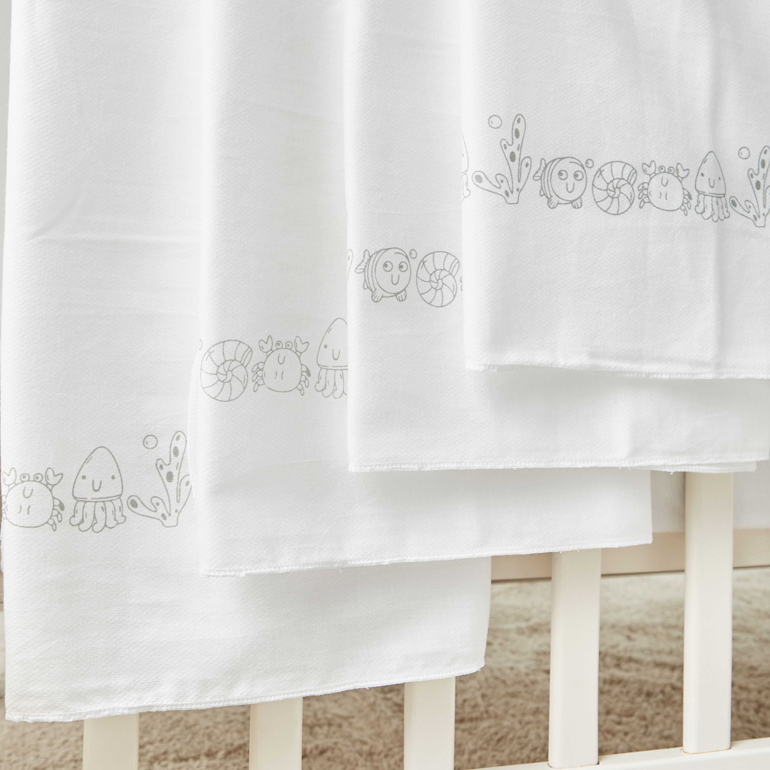 طقم قماط 4 قطع بطبعات من جونيورز - 86x86 سم-baby-nursery-blanketsandswaddles-swaddlesandsleepingbags-image-2