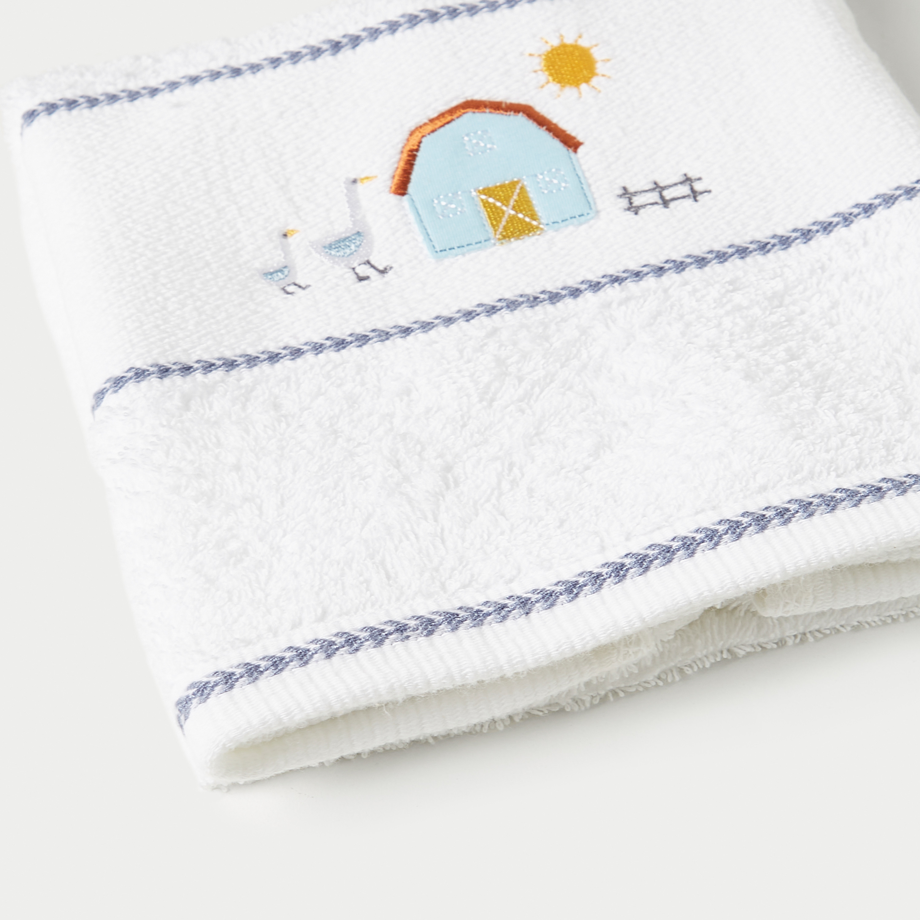 Juniors Duck House Embroidered Towel - 38x76 cm-baby-bathandcare-towels-image-3