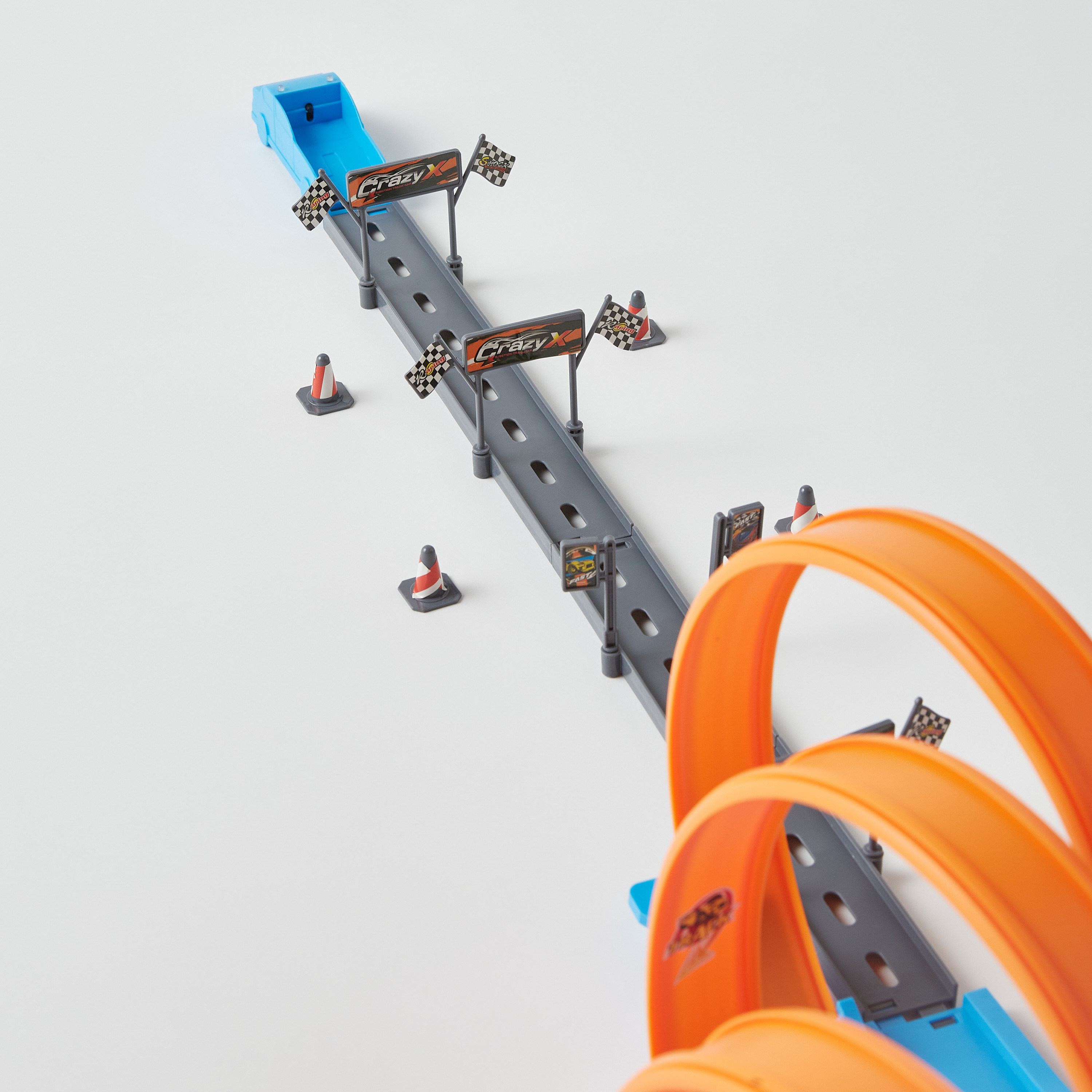 مجموعة لعب مضمار السباق 70 قطعة-toys-playvehicles-racetracks-image-2