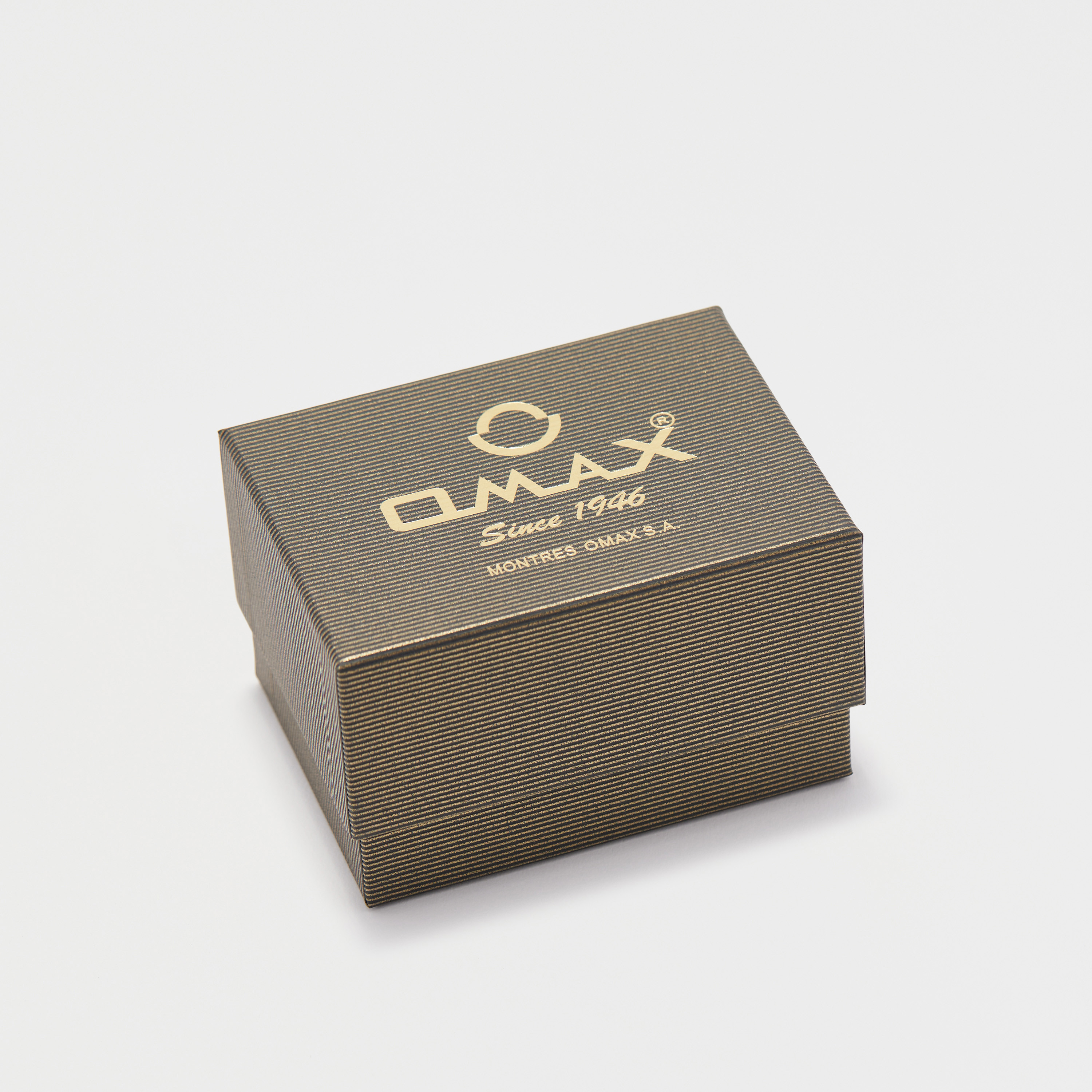 Omax Women's Silver & Gold Stainless Steel Strap Analog Wristwatch - 00JEC054N002 | 28 MM-women-watchesandjewellery-watches-image-4