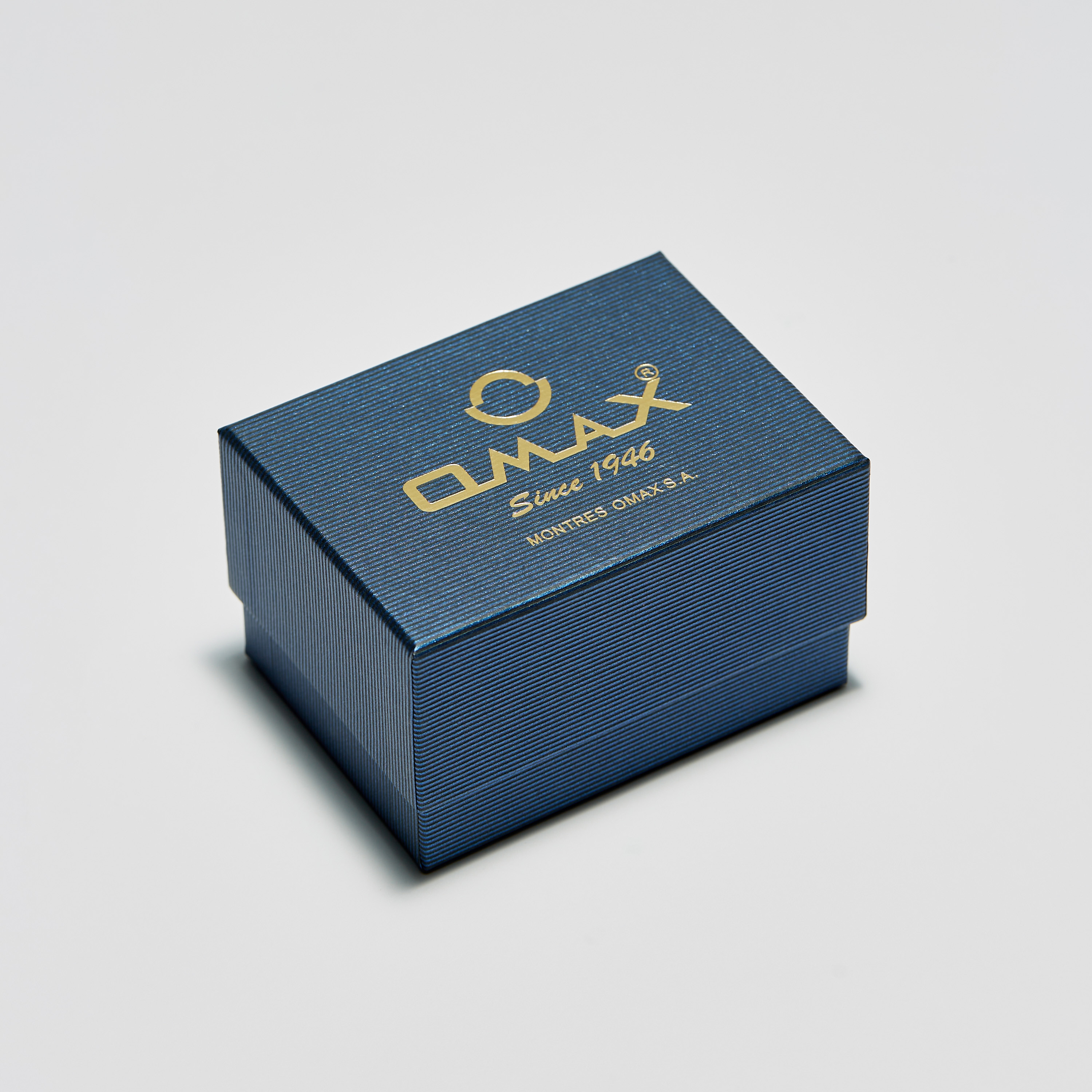 ساعة يد تناظرية فضية وذهبية بسوار ستانليس ستيل للنساء من أوماكس - 00JEX002N001-women-watchesandjewellery-watches-image-4