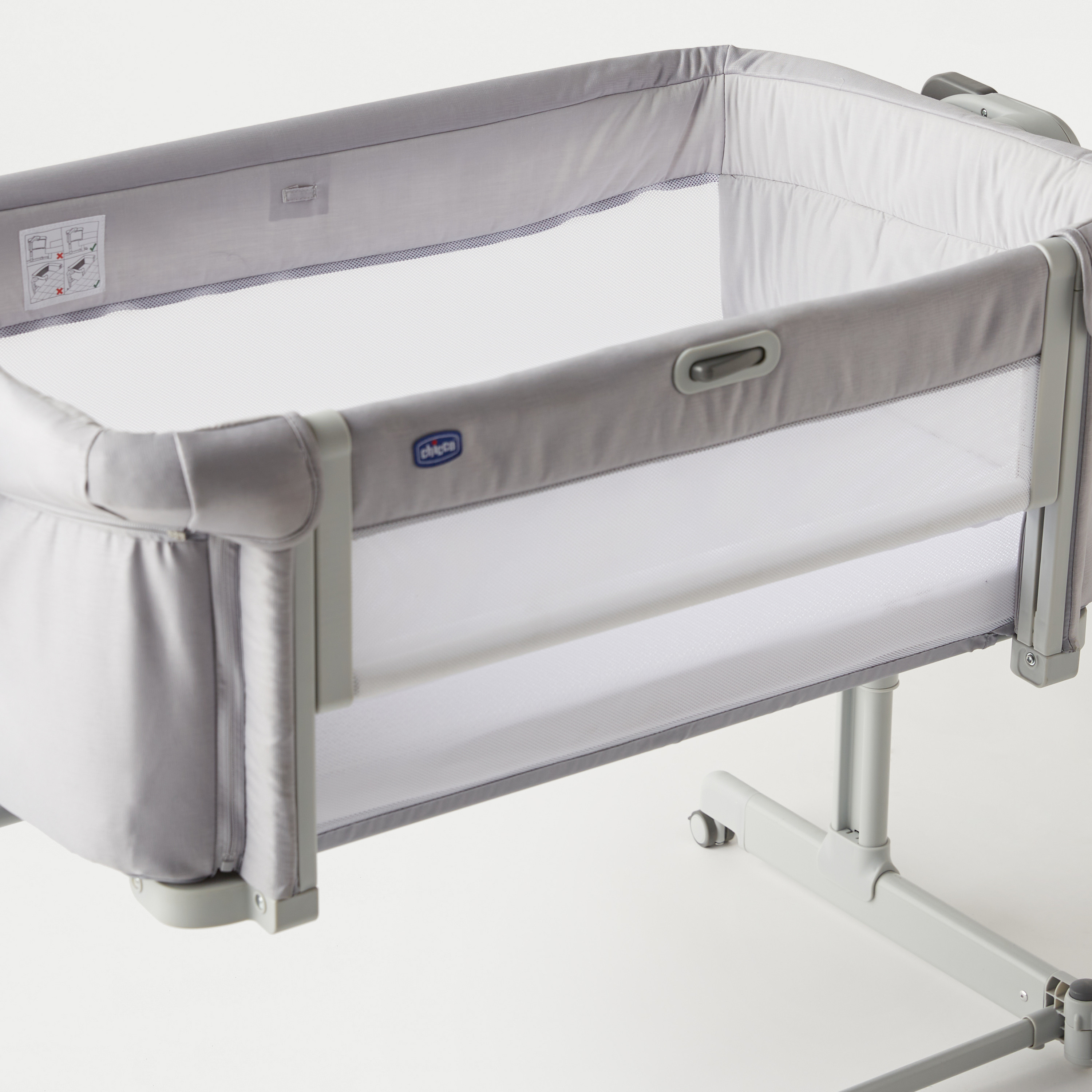 Chicco Next 2 Me Magic Co Sleeping Crib