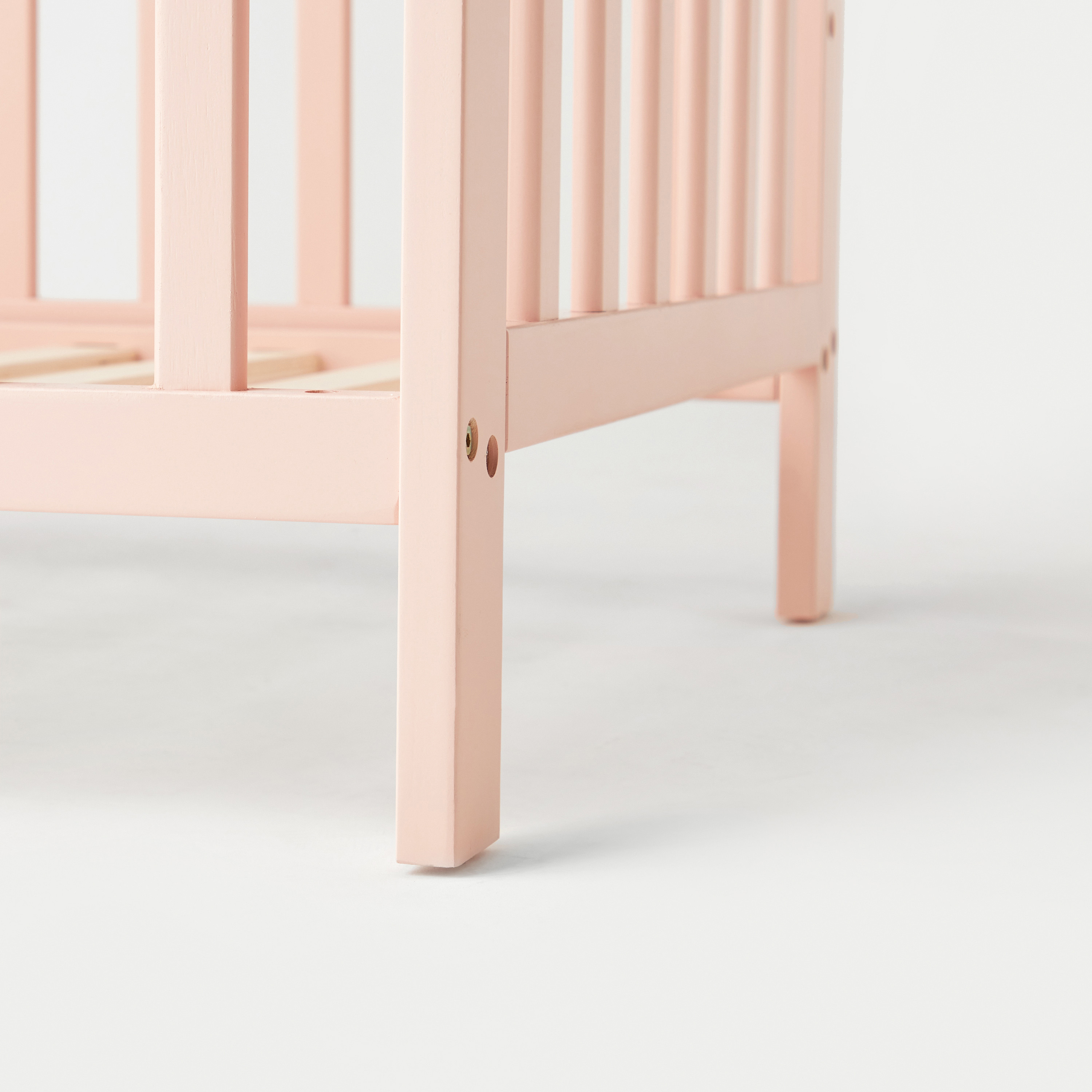 Juniors Darvin Crib-baby-nursery-furniture-cribsandbeds-babycribs-image-6