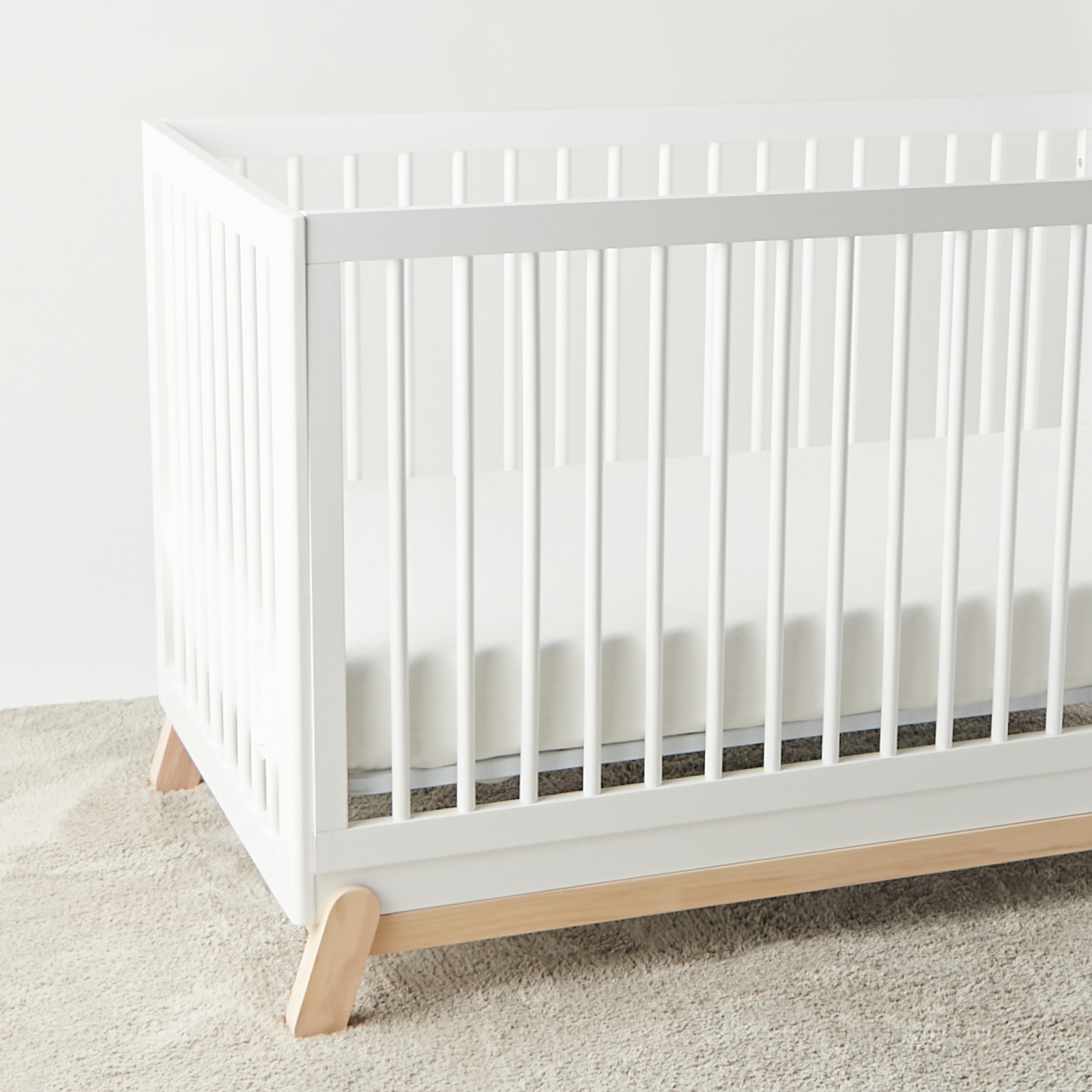 Juniors Frederick Crib with Convertible Design and Adjustable Height (Up to 5 years)-baby-nursery-furniture-cribsandbeds-babycribs-image-8