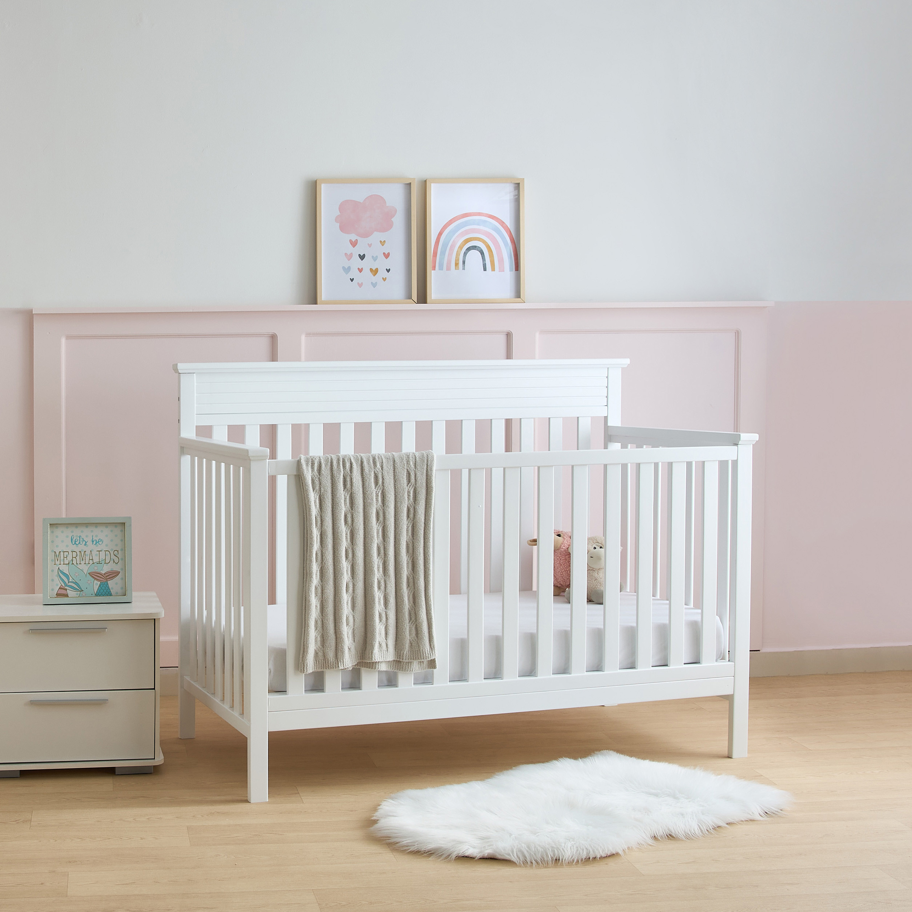 Juniors Adrian Crib with Toddler Rail-baby-nursery-furniture-cribsandbeds-babycribs-image-2