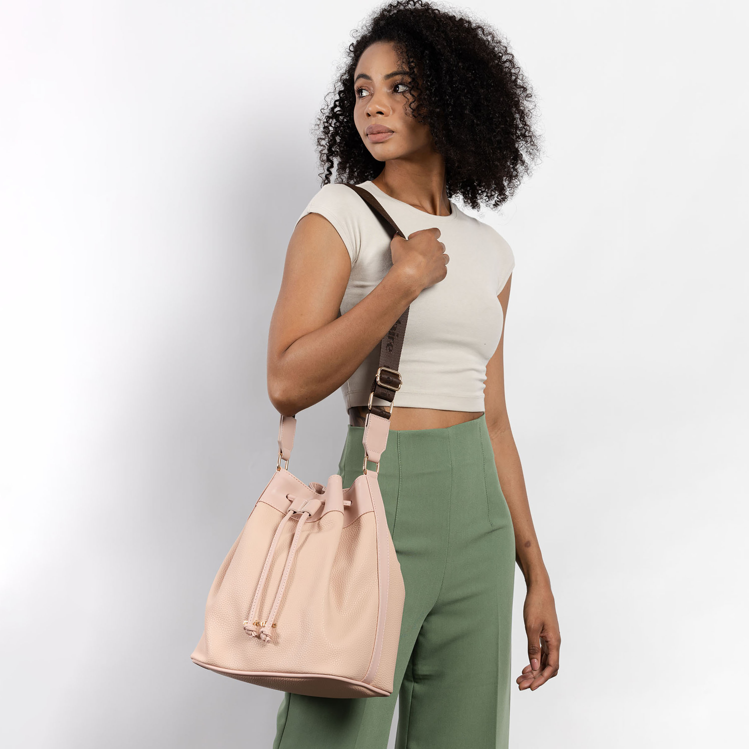حقيبة كتف من ماري كلير سوزي ذات ملمس ناعم مع حزام قابل للتعديل-women-bagsandwallets-handbags-image-4