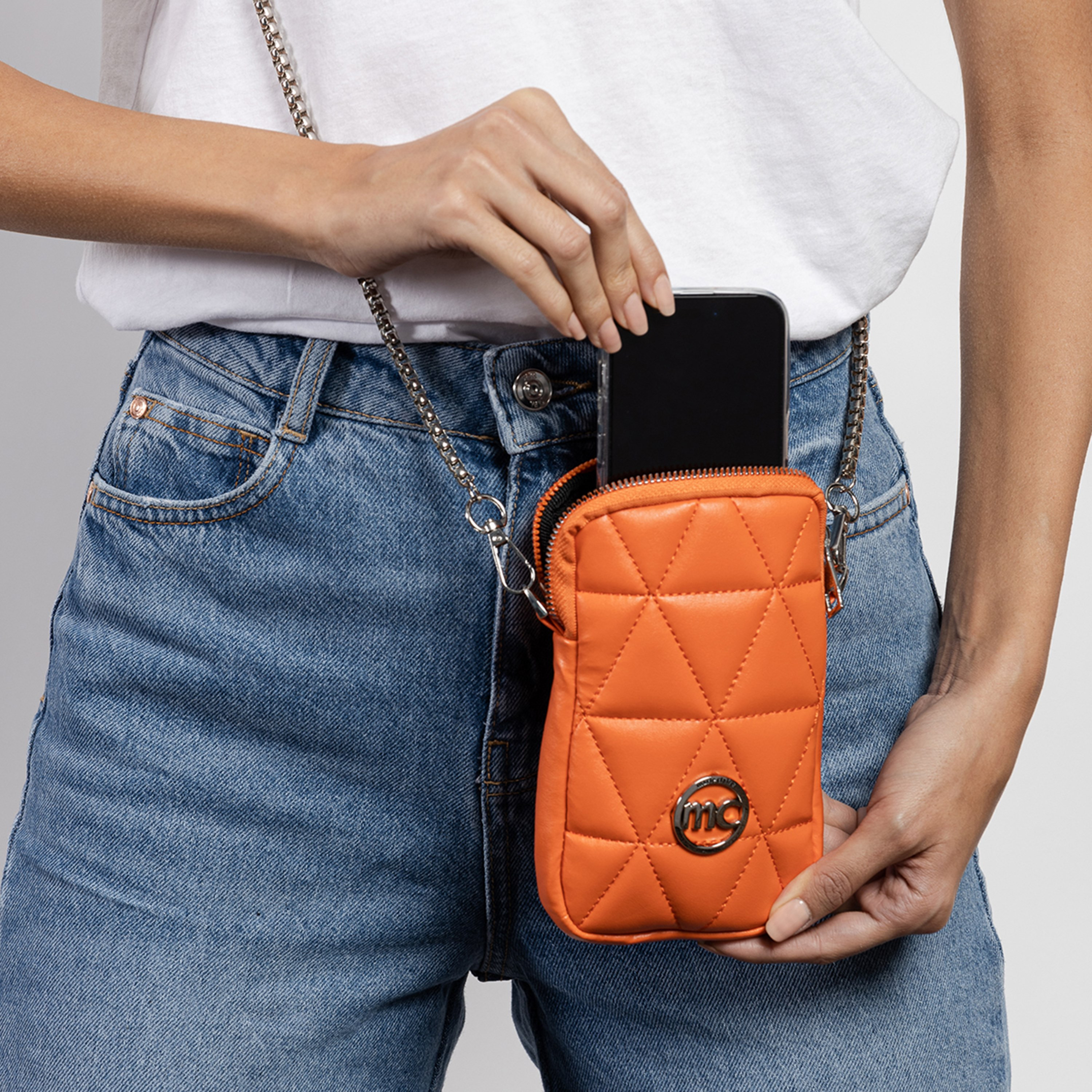 حقيبة هاتف مبطنة من ماري كلير مارلا مع حزام سلسلة قابل للفصل-women-bagsandwallets-handbags-image-4