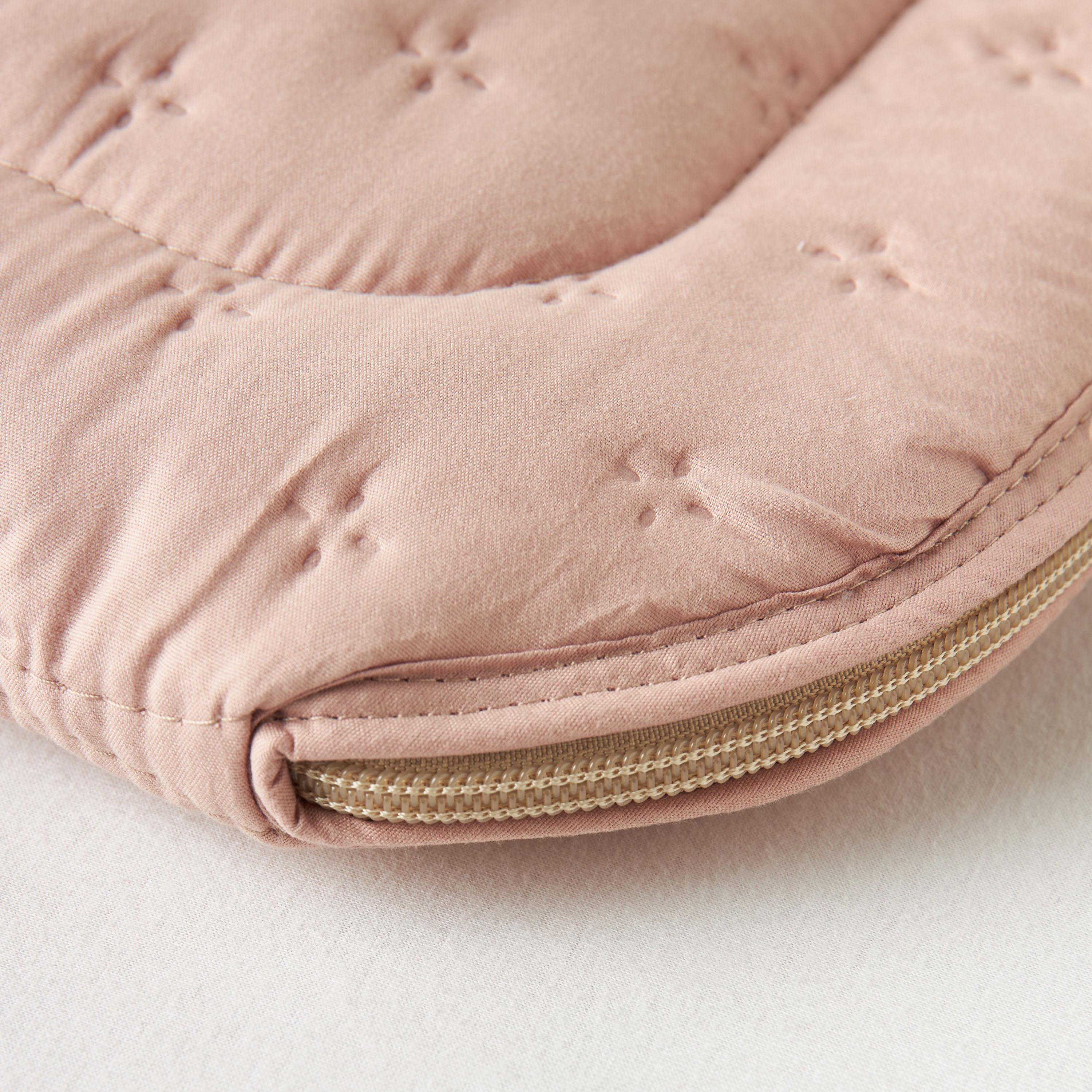 Cambrass Textured Nest Bag-baby-nursery-blanketsandswaddles-swaddlesandsleepingbags-image-5