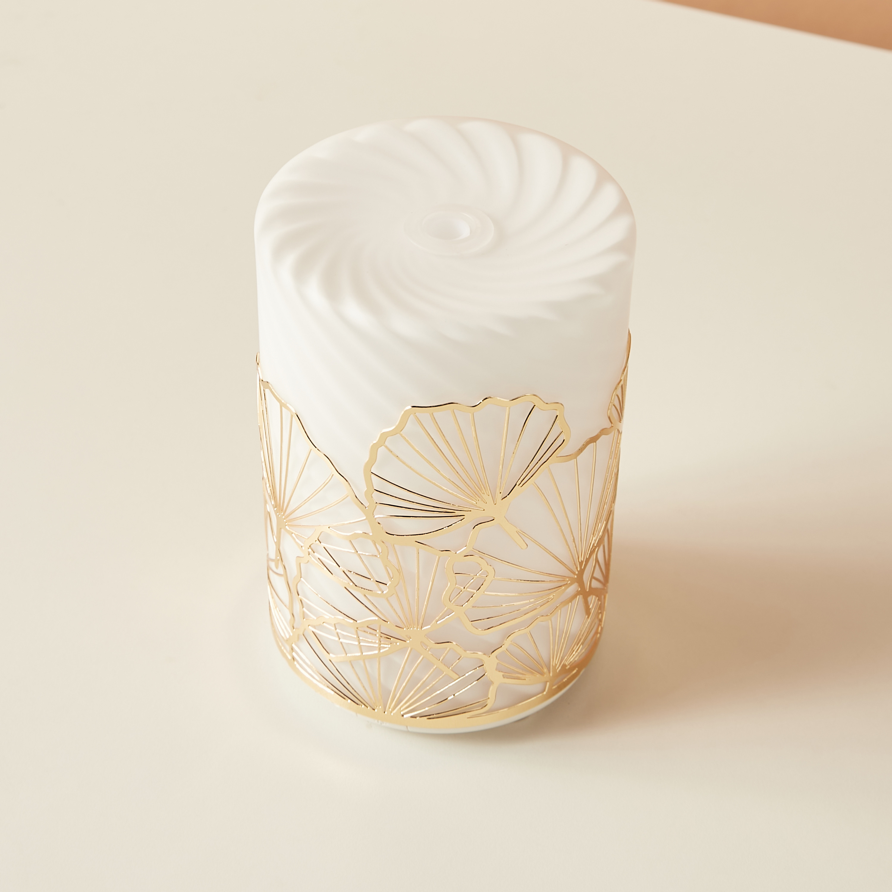 Gingko Embossed Aroma Diffuser - 150 ml-household-homefragrance-airrevitalisersandhumidifiers-image-4