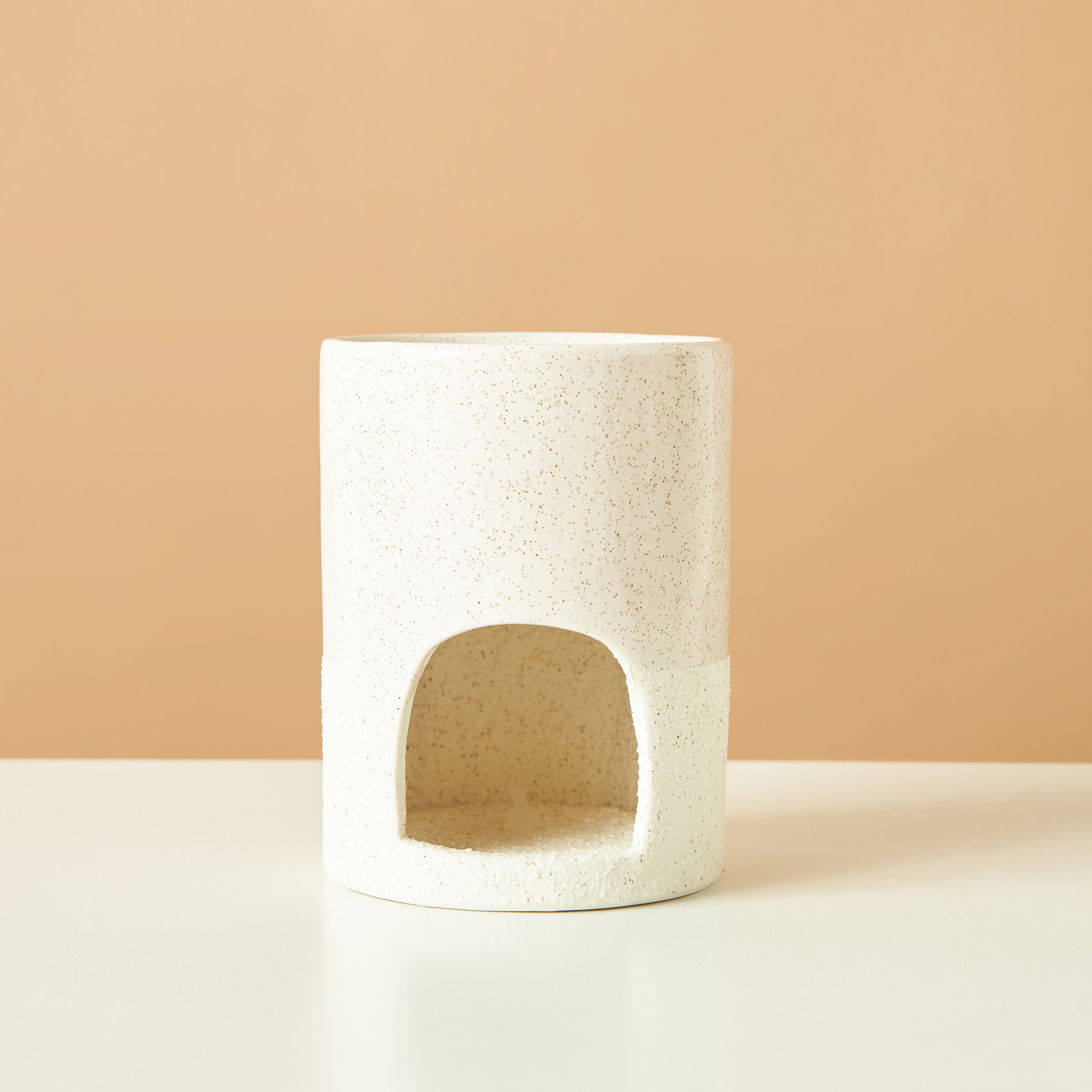 Cylinder Shaped Porcelain Oil Burner - 9x9x12 cms-household-homefragrance-burners-image-2