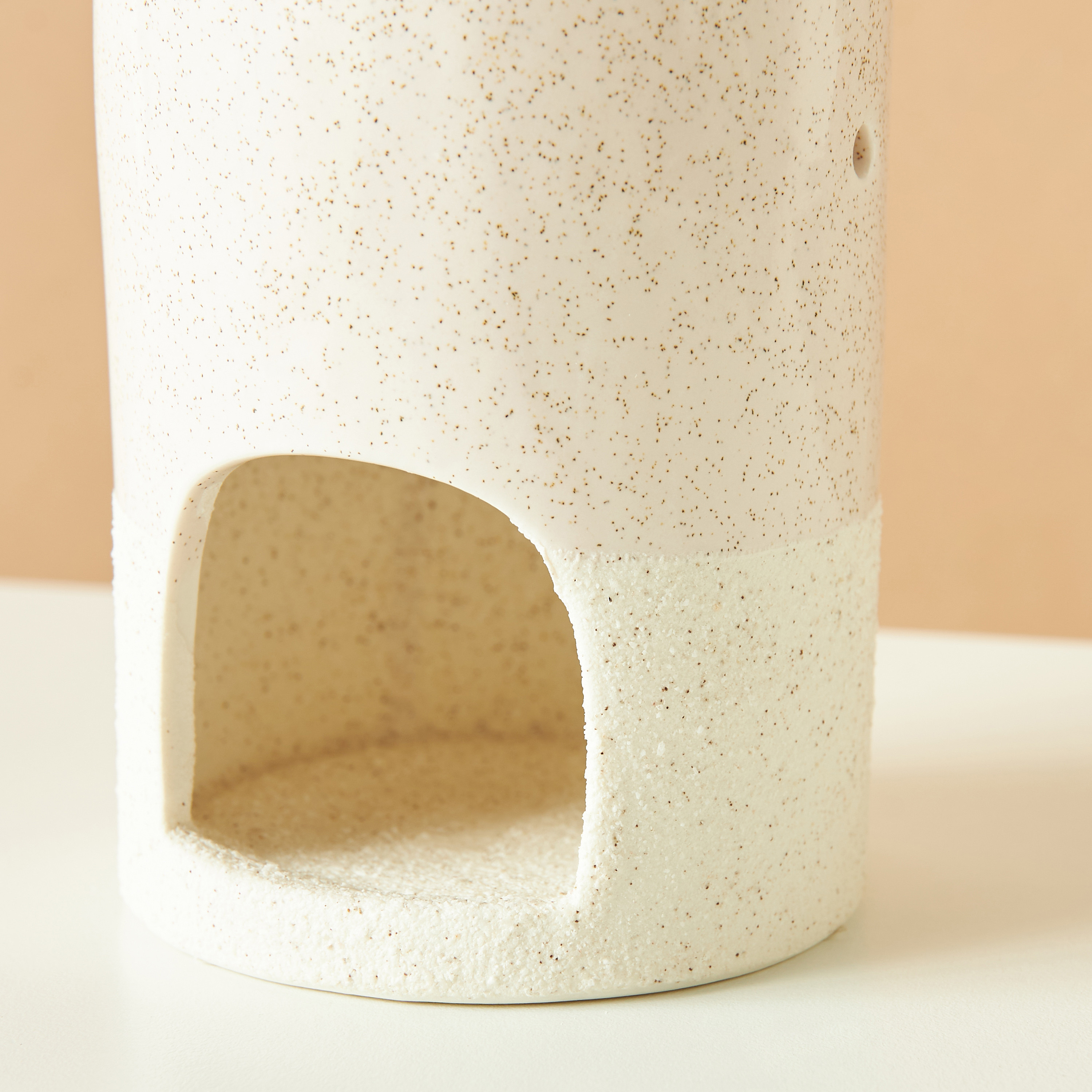 Cylinder Shaped Porcelain Oil Burner - 9x9x12 cms-household-homefragrance-burners-image-4