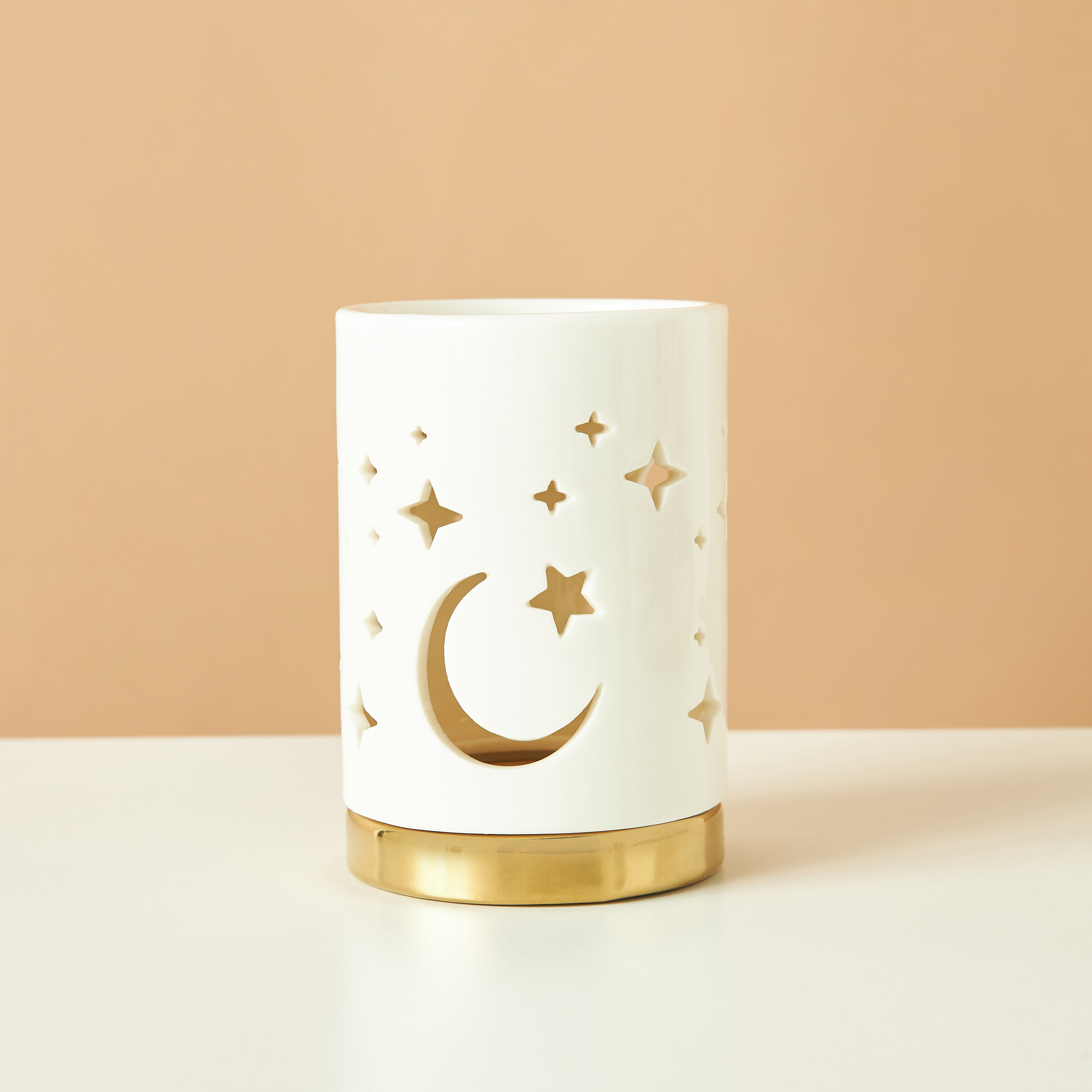 Star and Moon Cutwork Detail Porcelain Oil Burner - 8x8x11 cms-household-homefragrance-burners-image-2