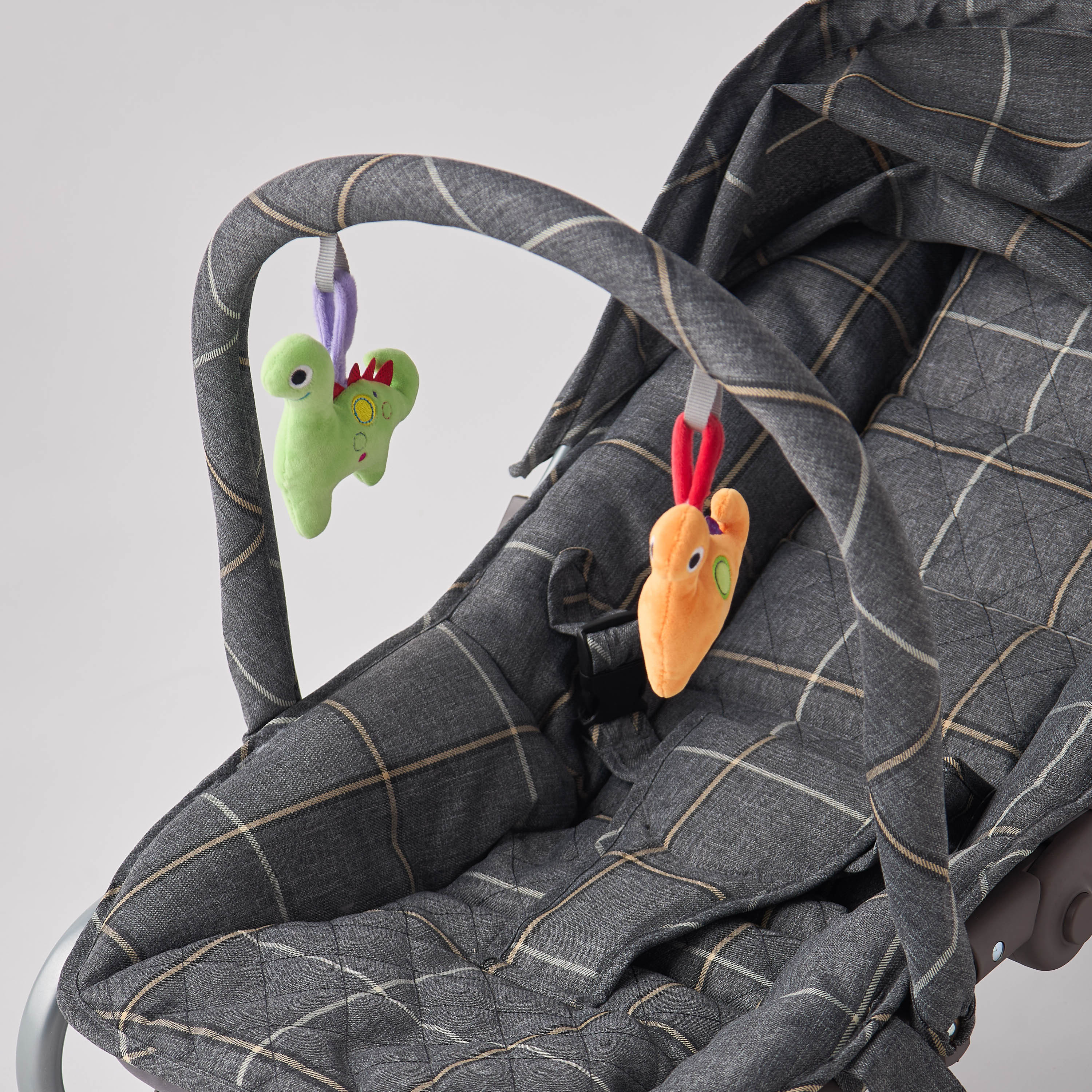كرسي هزاز مع مظلة وحامل ألعاب كورال من جونيورز-baby-infantactivity-rockers-image-8