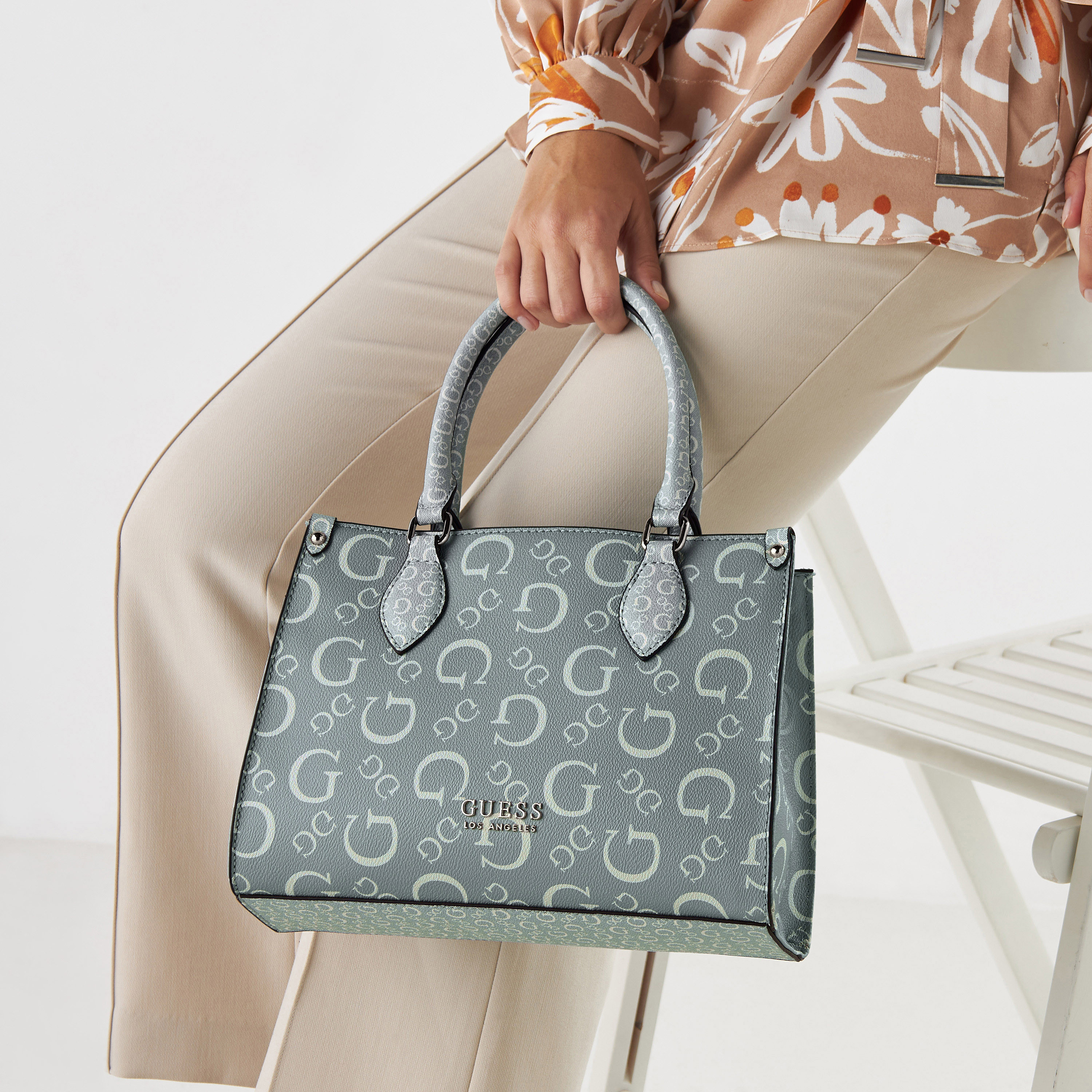 Guess Logo Print Tote Bag with Handles and Detachable Strap-women-bagsandwallets-handbags-image-2
