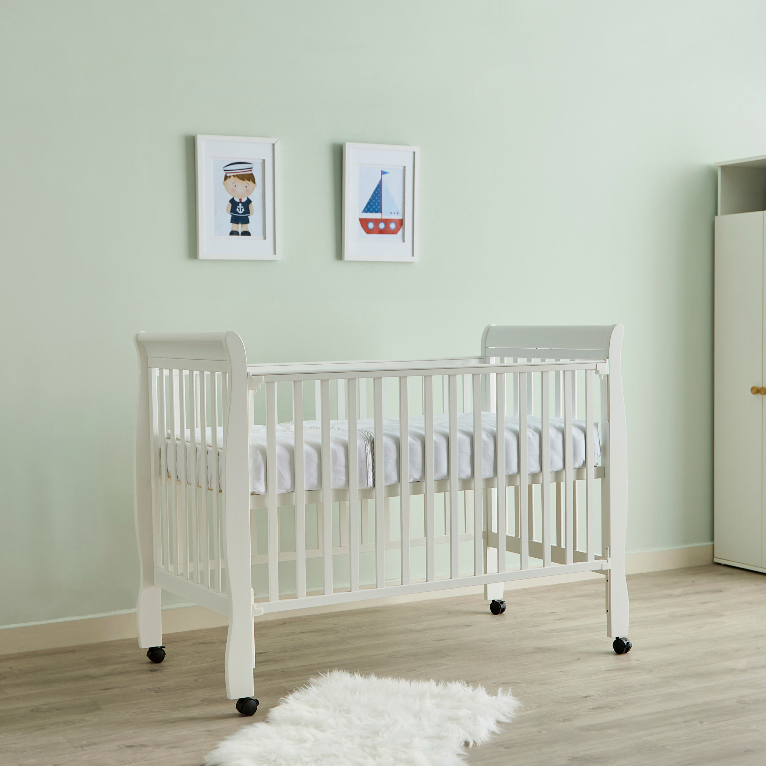 Juniors Blake Crib with Dropside-baby-nursery-furniture-cribsandbeds-babycribs-image-3