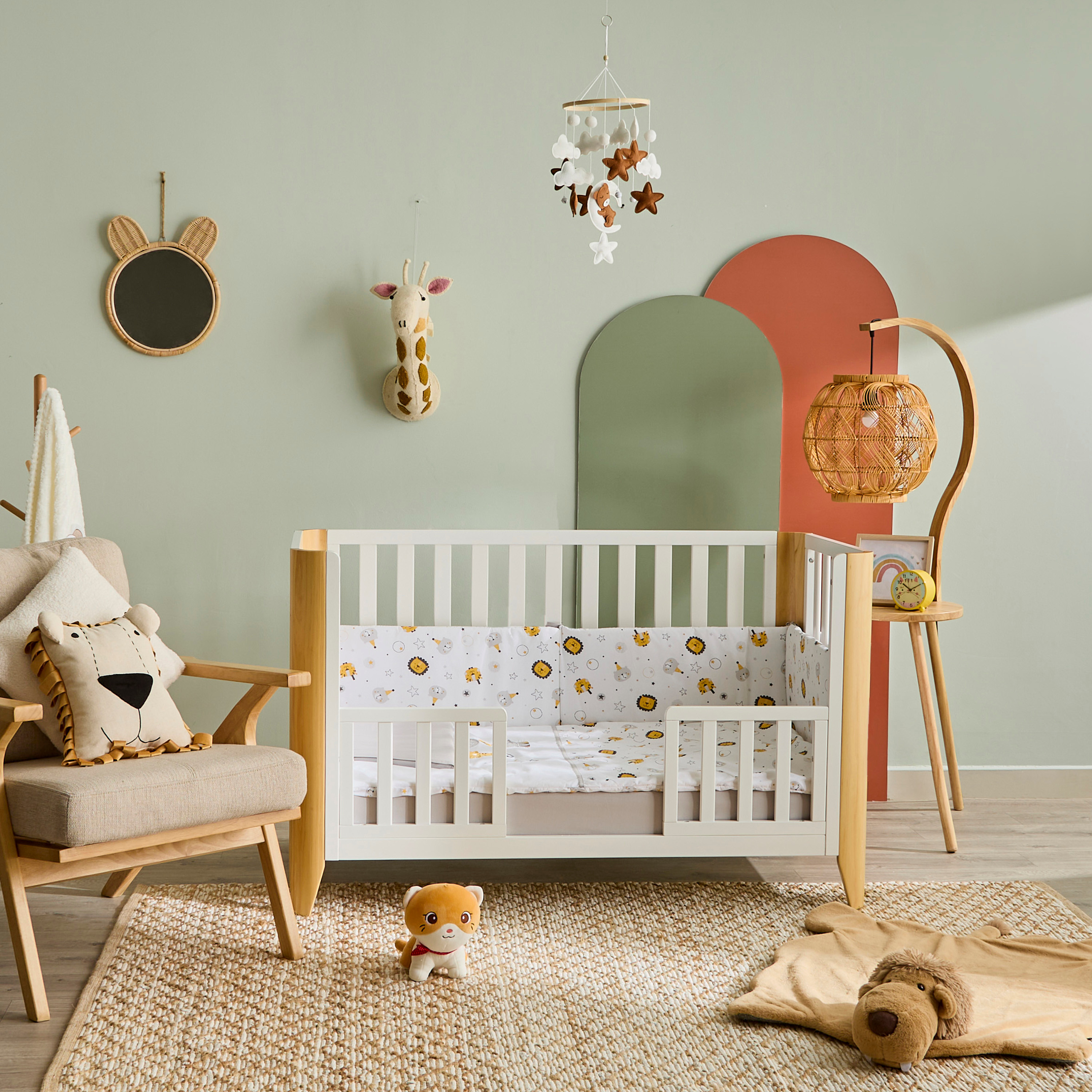 Giggles Aubree Crib with 3-in-1 Convertible Design and Guard Rails (Up to 6 years)-baby-nursery-furniture-cribsandbeds-babycribs-image-12