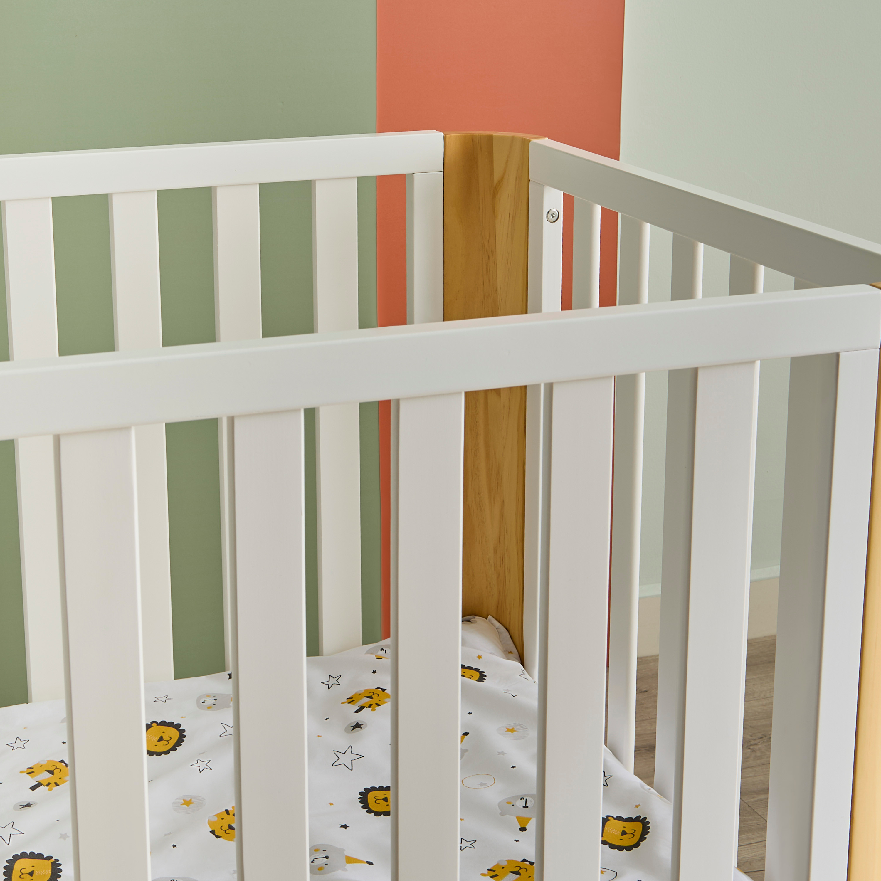 Giggles Aubree Crib with 3-in-1 Convertible Design and Guard Rails (Up to 6 years)-baby-nursery-furniture-cribsandbeds-babycribs-image-7