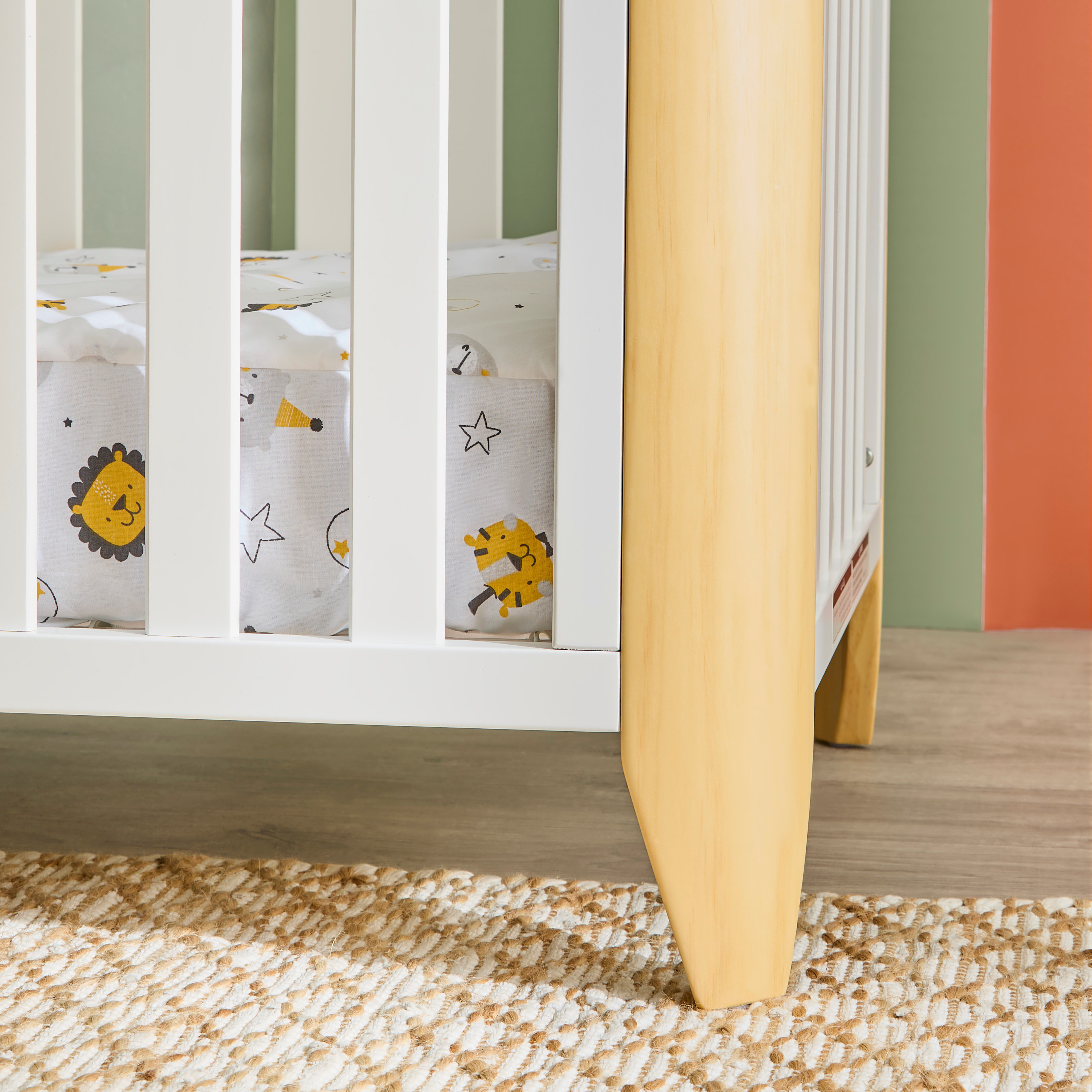 Giggles Aubree Crib with 3-in-1 Convertible Design and Guard Rails (Up to 6 years)-baby-nursery-furniture-cribsandbeds-babycribs-image-8