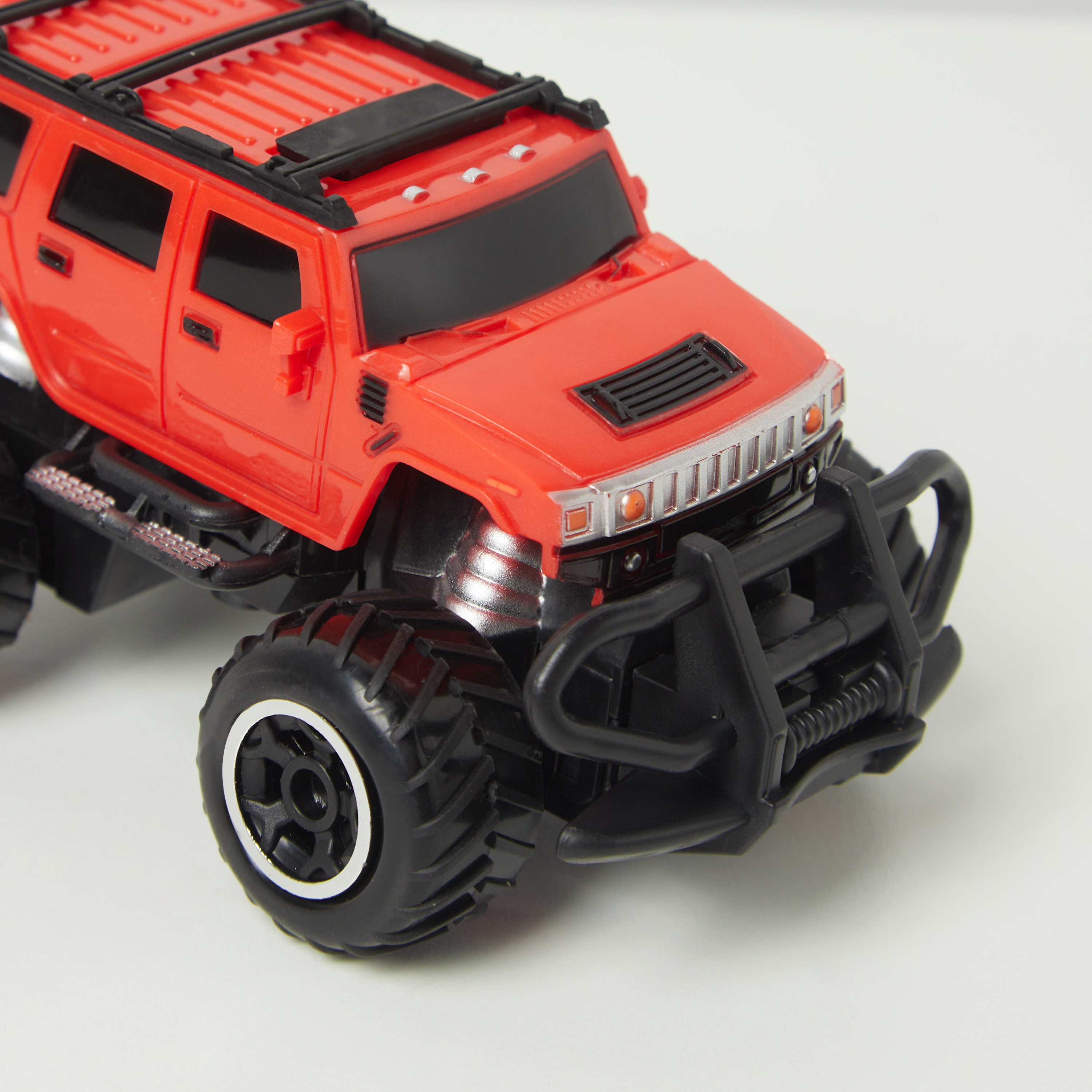لعبة سيارة صغيرة بجهاز تحكم عن بعد-toys-remotecontrolledvehicles-rccars-image-5