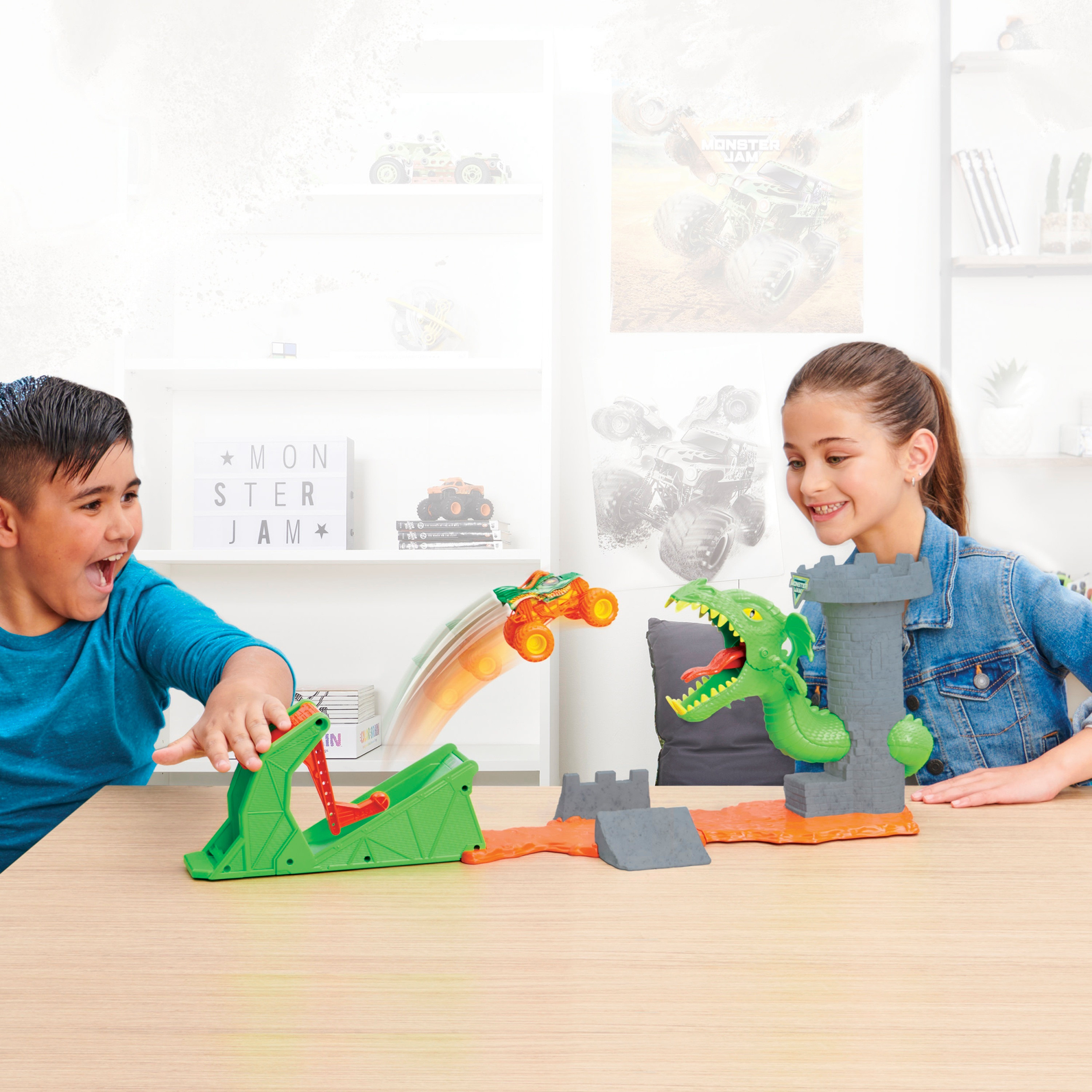 Monster Jam Dueling Dragon Stunt Playset-toys-playvehicles-cars-image-3