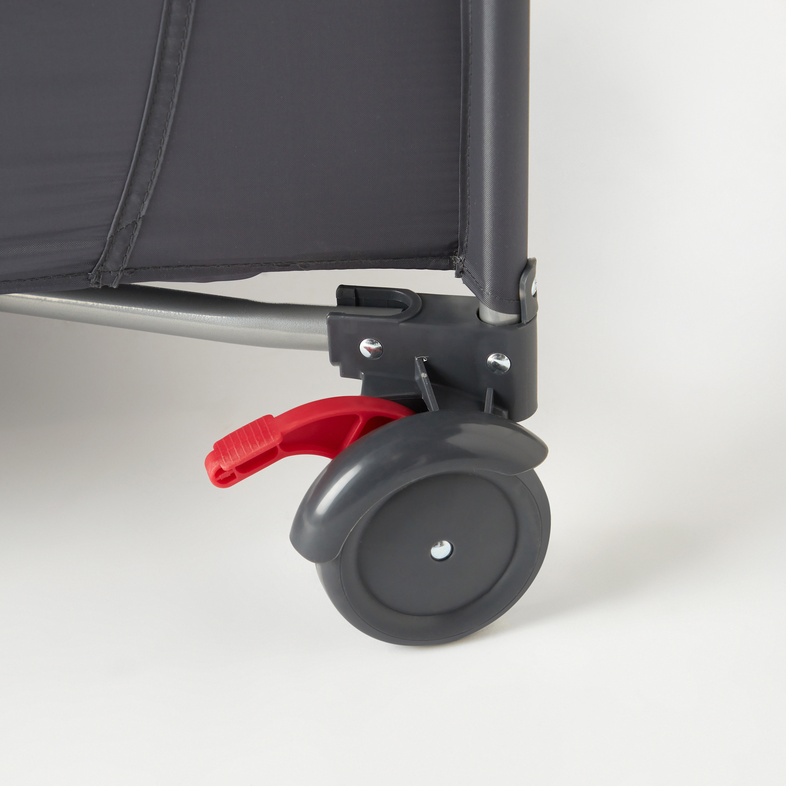 Diego 4 in 1 Co-Sleeper & Travel cot with changing Station-baby-nursery-furniture-cribsandbeds-travelcots-image-9