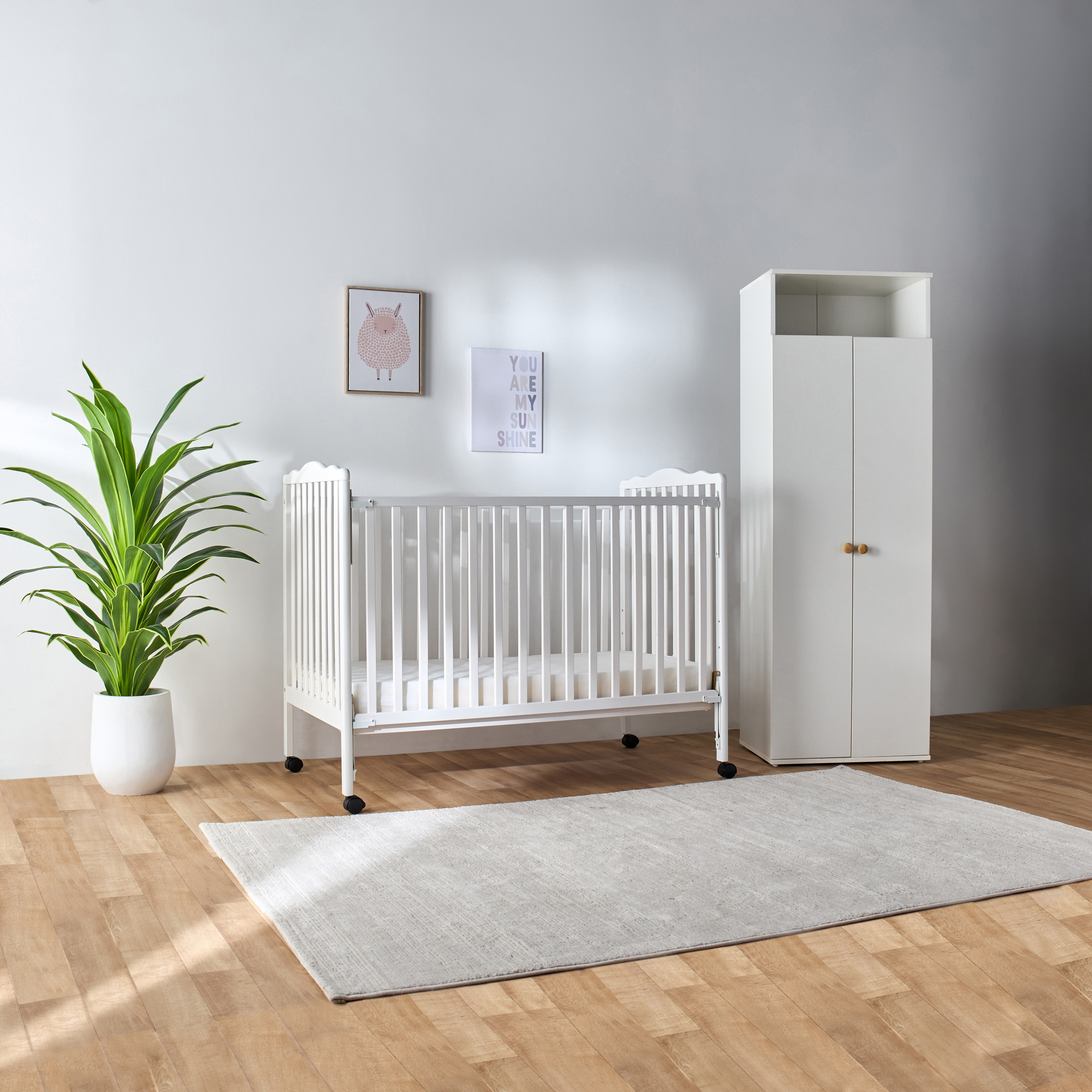 Juniors Carter Crib with Adjustable Side Rails (Up to 3 years)-baby-nursery-furniture-cribsandbeds-babycribs-image-1