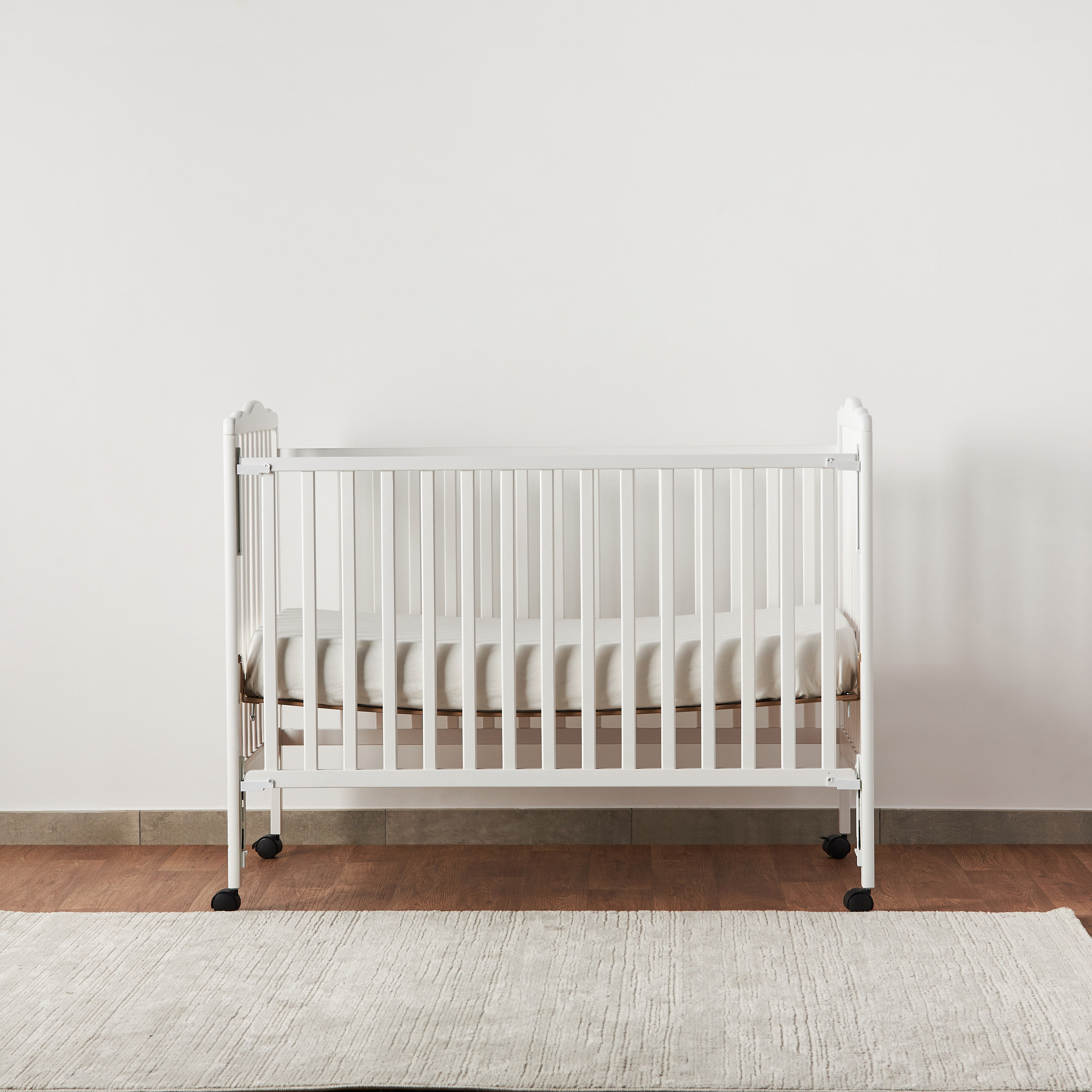 Juniors Carter Crib with Adjustable Side Rails (Up to 3 years)-baby-nursery-furniture-cribsandbeds-babycribs-image-5