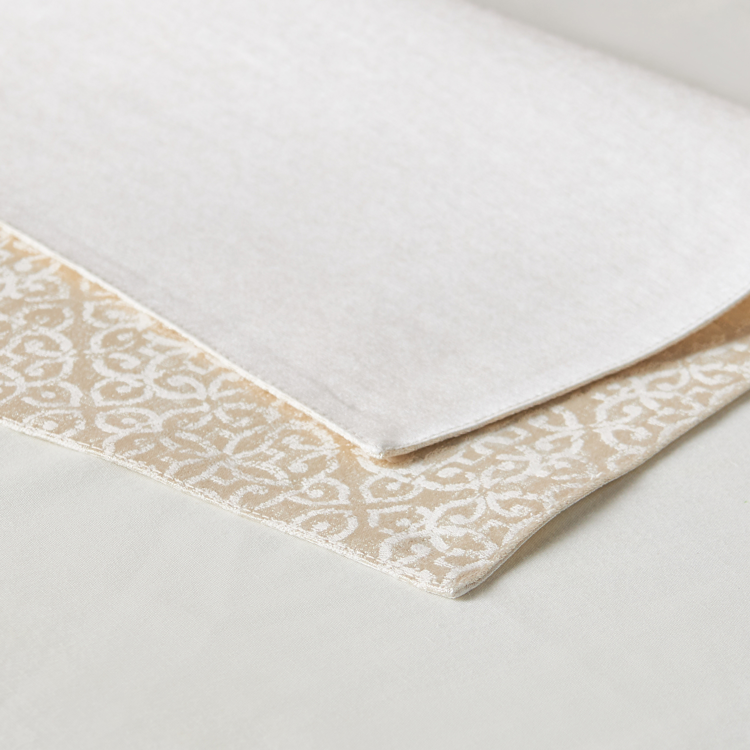 Damask 2-Piece Jacquard Placemat Set - 45x30 cms-household-dining-tablelinen-placemats-image-4