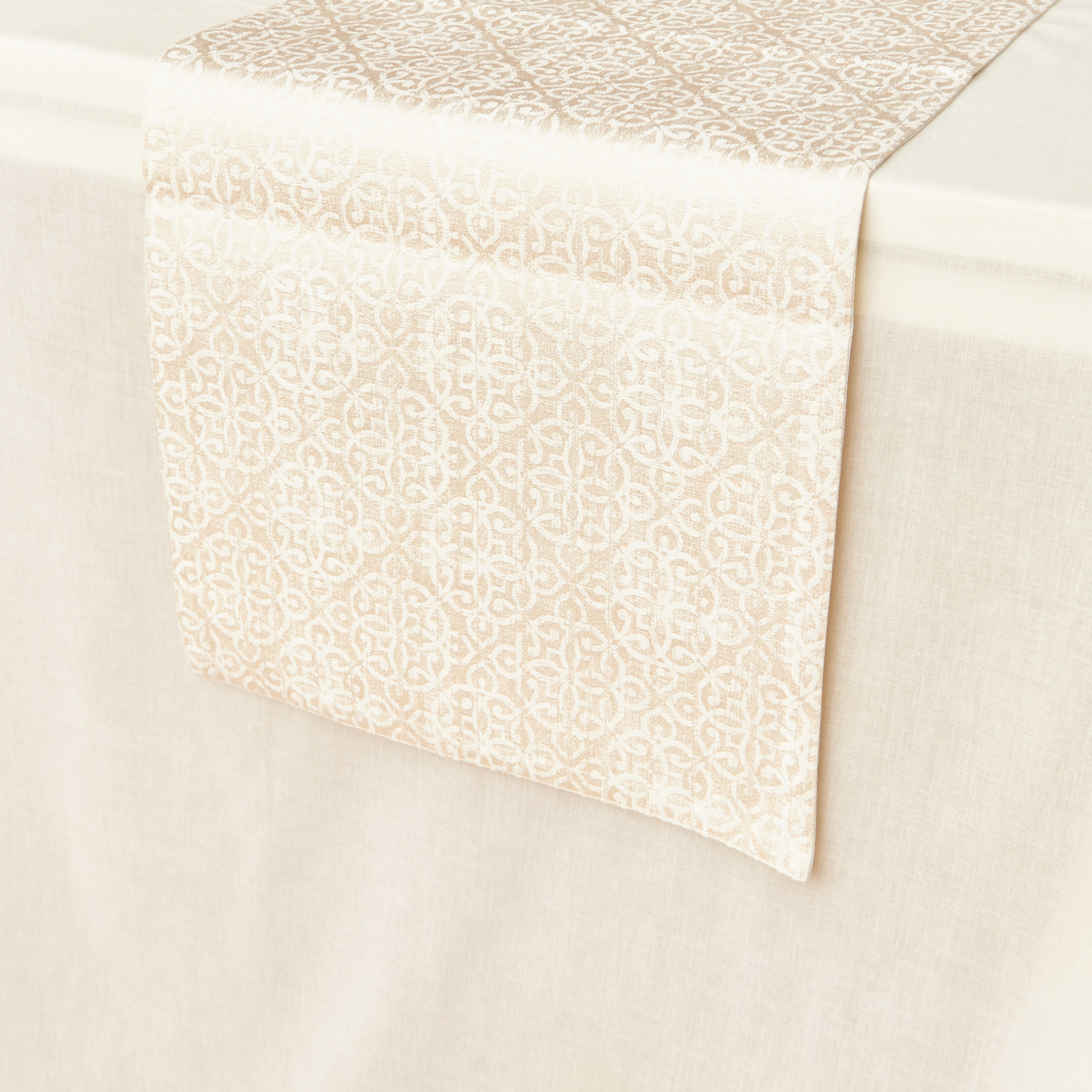 Damask Jacquard Runner - 180x33 cms-household-dining-tablelinen-runnersandtablecovers-image-2
