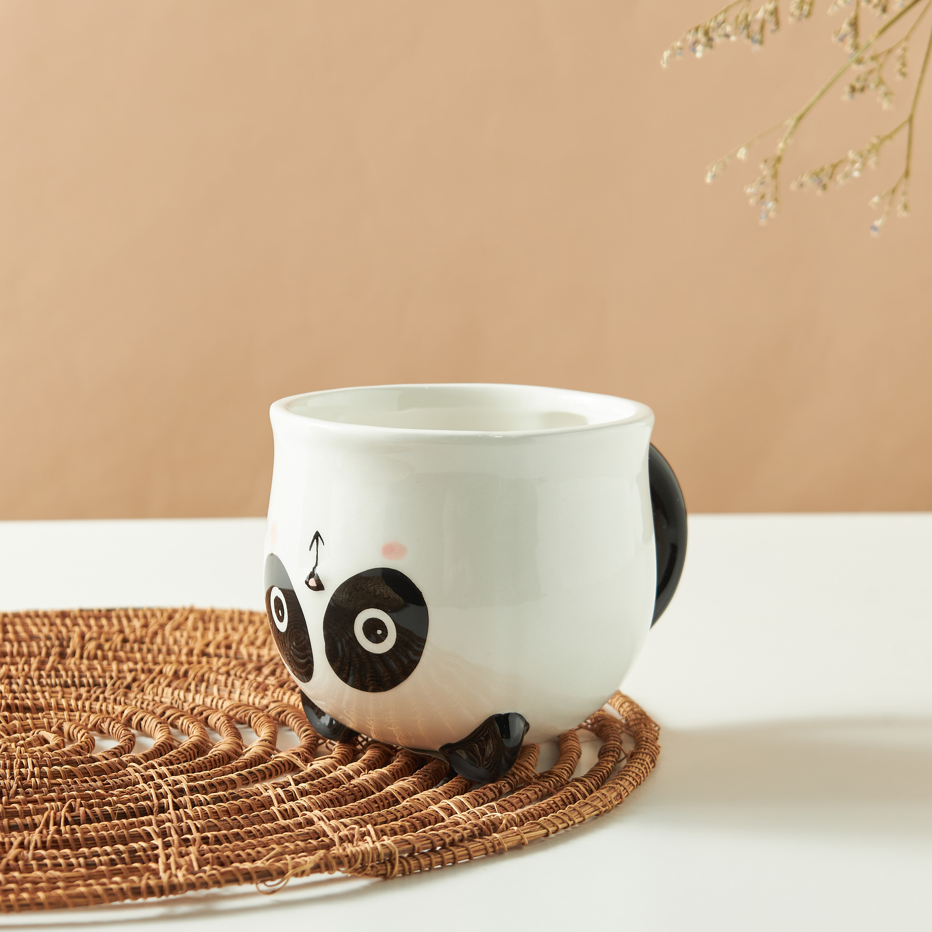 مج دولميت بنمط باندا - 450 مل-household-dining-teaandcoffee-mugsandcups-image-1