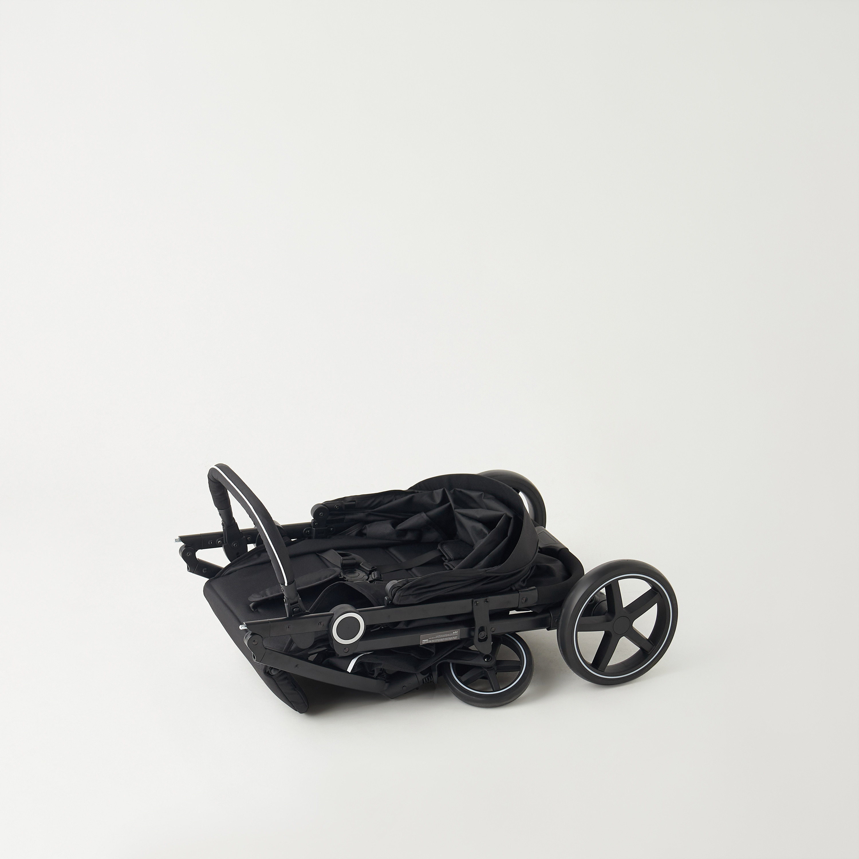 Giggles Larry Full Size Stroller with Push Button Folding System, Metal Frame and Wheel Lock-baby-gear-strollersandprams-strollers-image-9