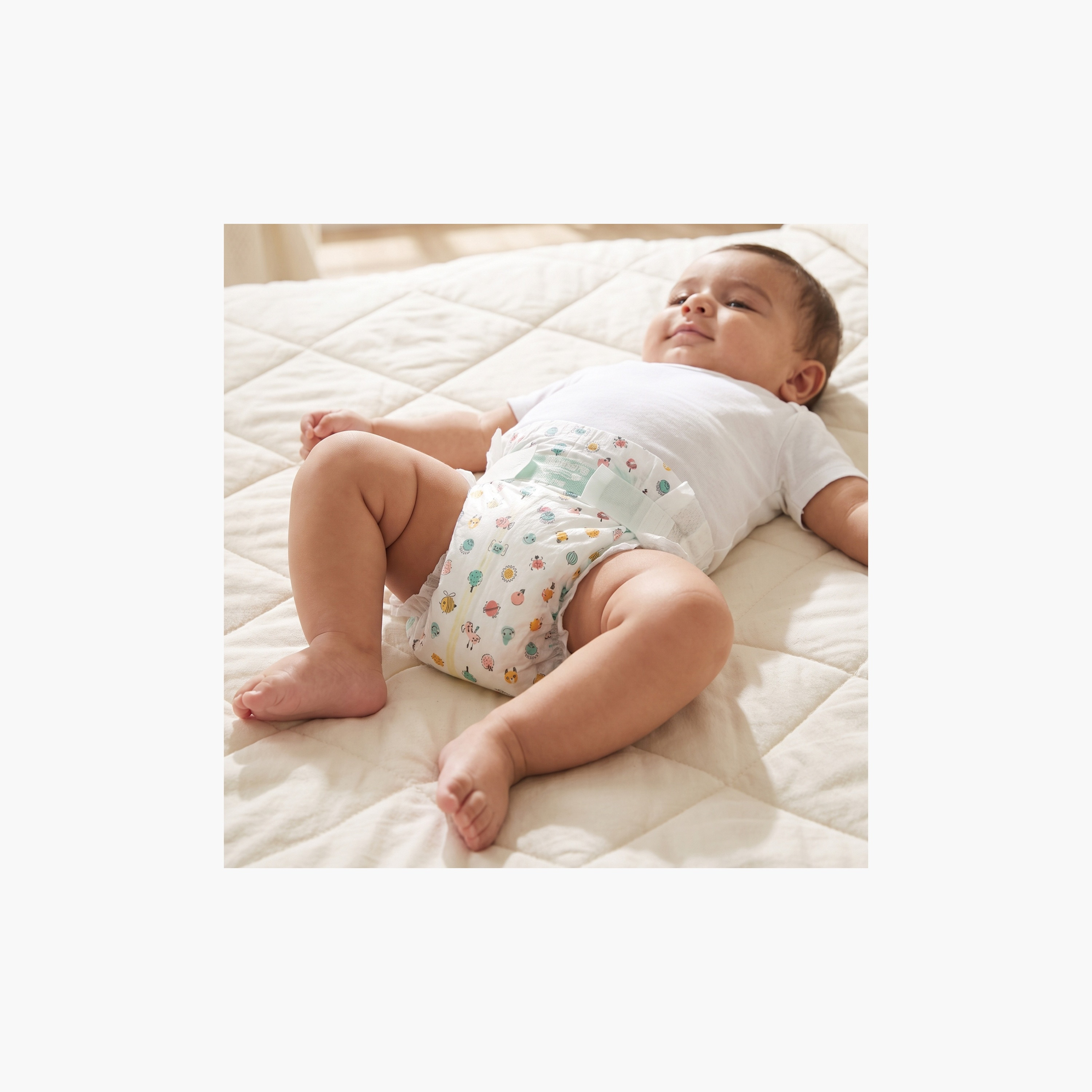 Juniors 28-Piece Tape Style Diapers 3-6 Months Size 3 (4-9 kg) Feather Soft Value Pack-baby-diapering-diapers-image-13