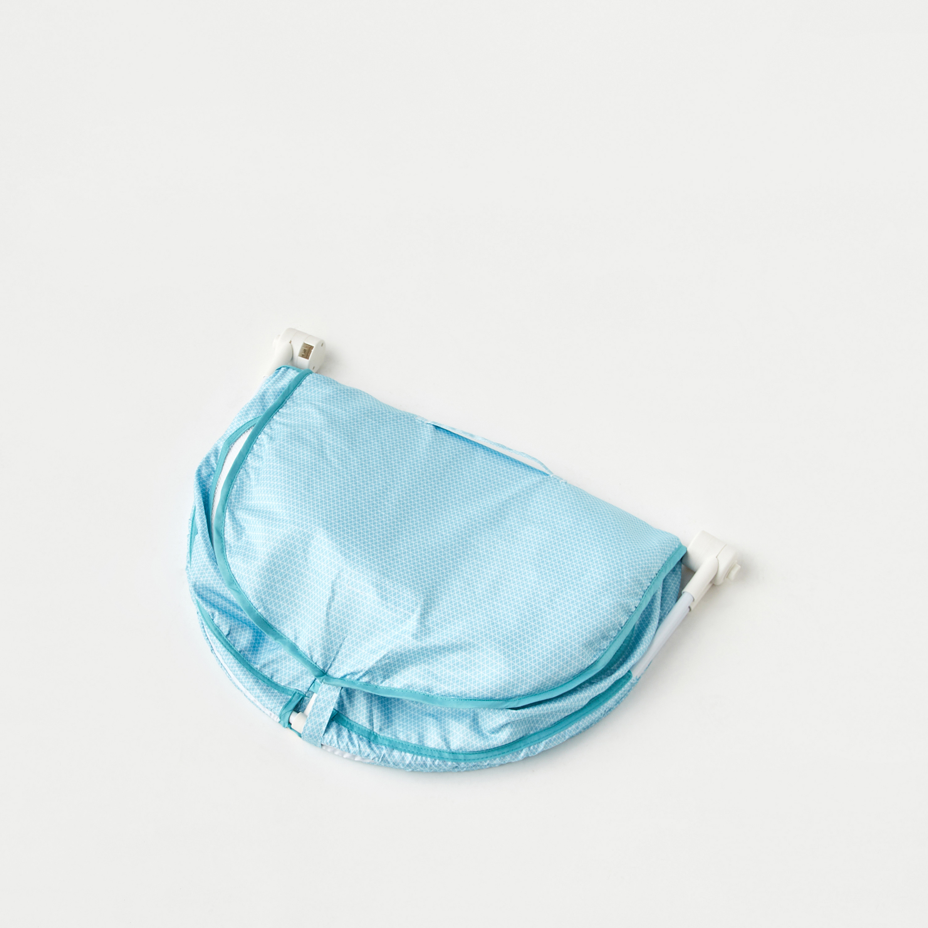 سرير أطفال محمول قابل للطي من جونيورز-baby-nursery-furniture-cribsandbeds-bassinets-image-9