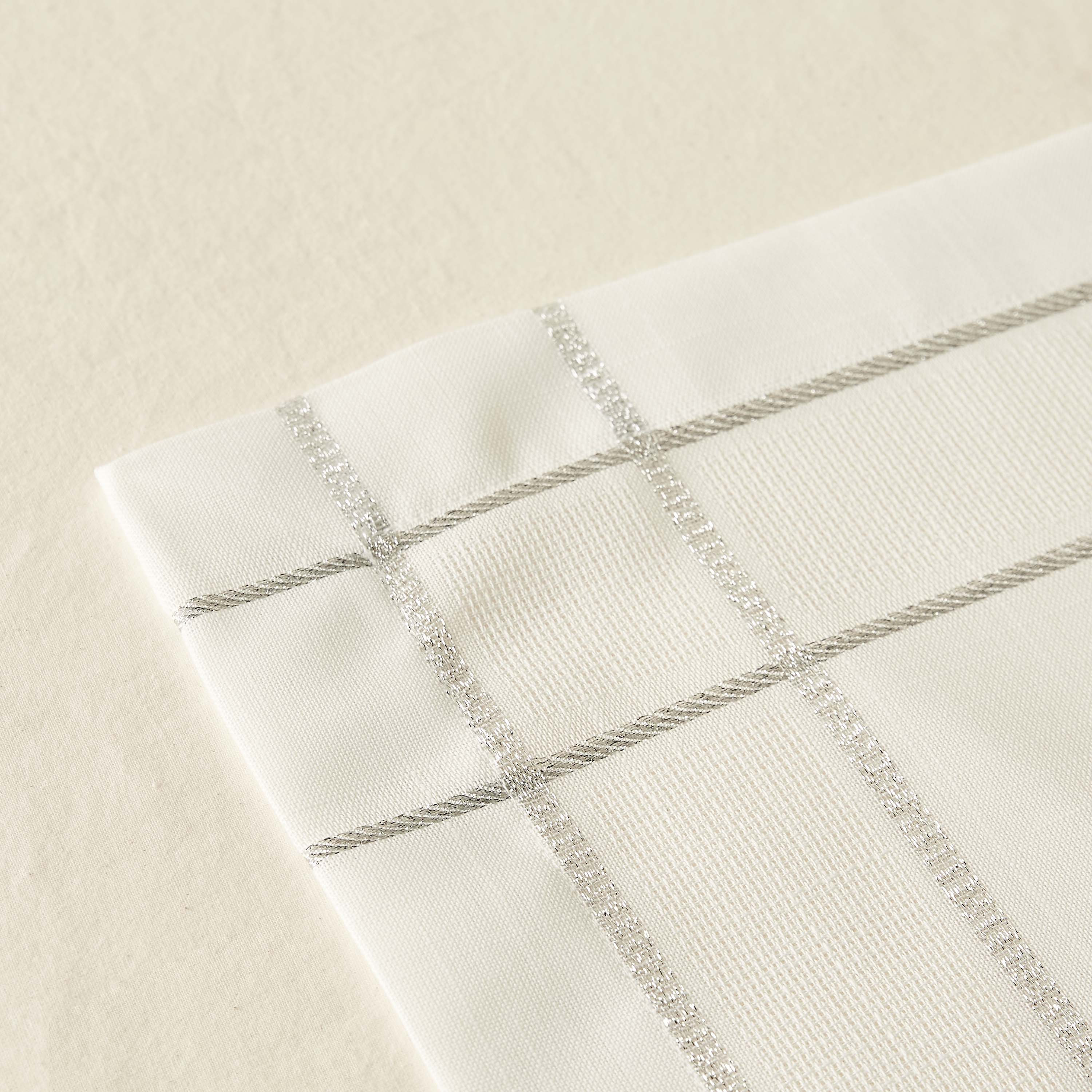 Textured 4-Piece Placemat Set - 45x34 cms-household-dining-tablelinen-placemats-image-3