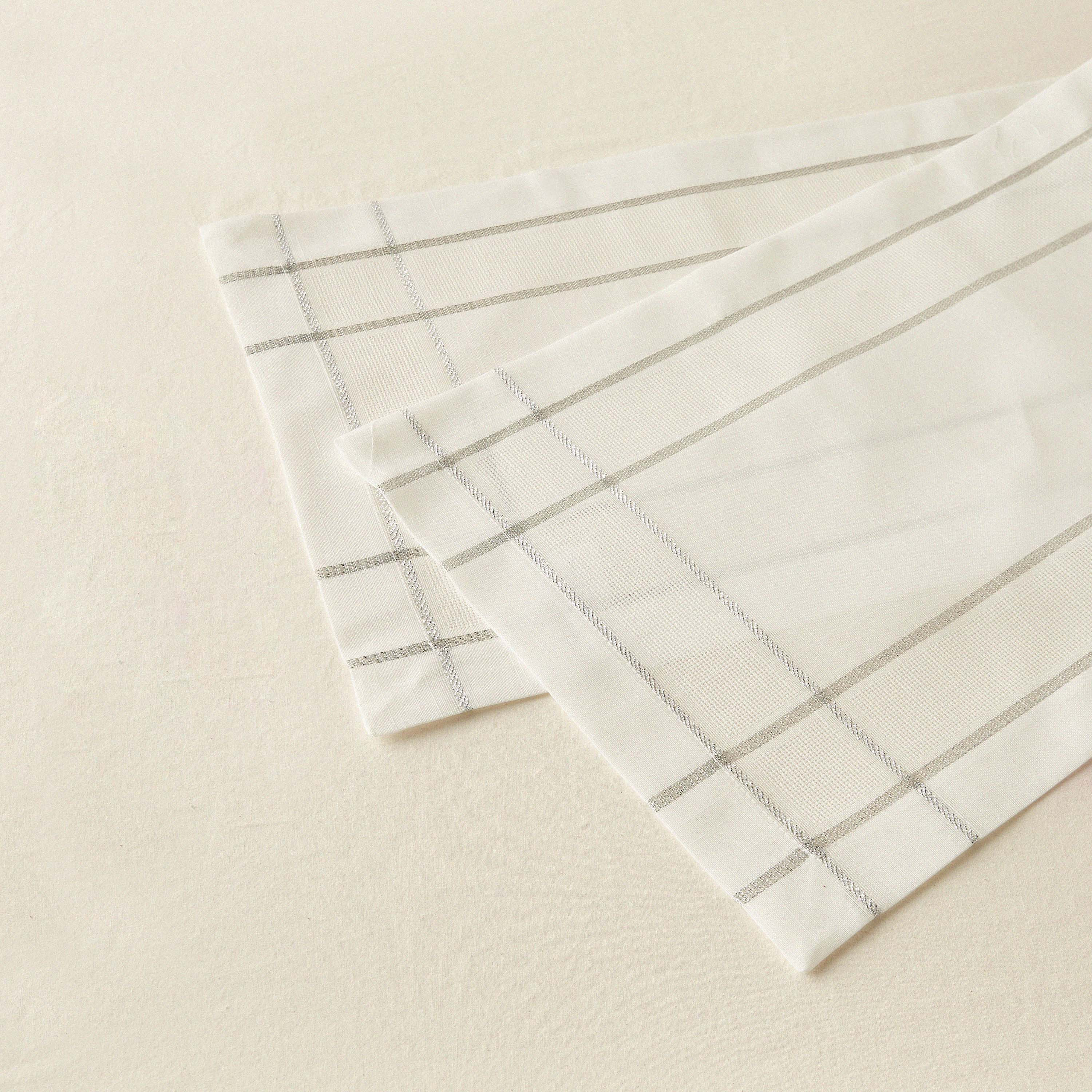 Jex Textured Runner - 33x180 cms-household-dining-tablelinen-runnersandtablecovers-image-4