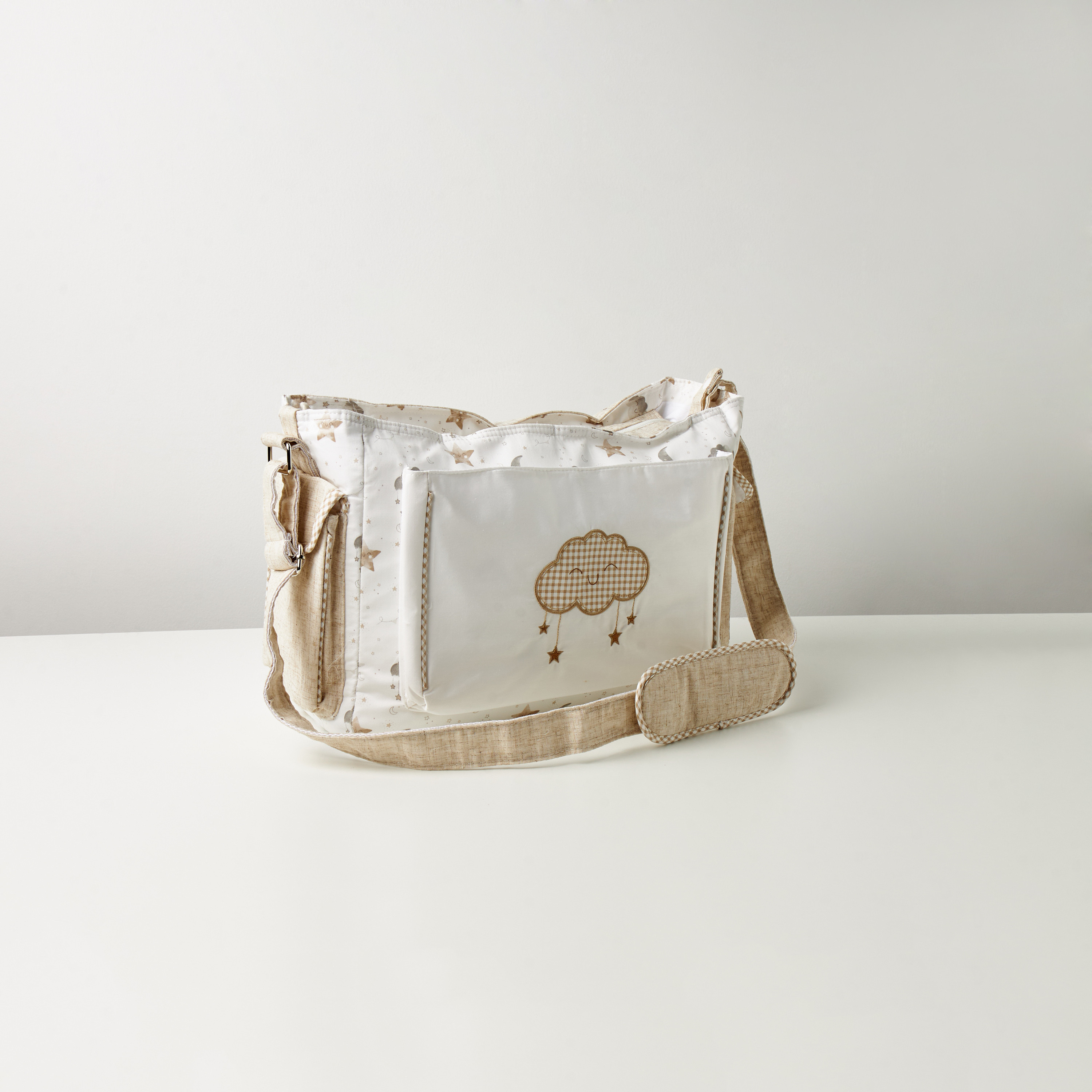 شنطة حفاضات بسحاب إغلاق وطبعات قمر ونجمة مع مفرش تغيير من جيجلز-baby-gear-diaperbags-image-1