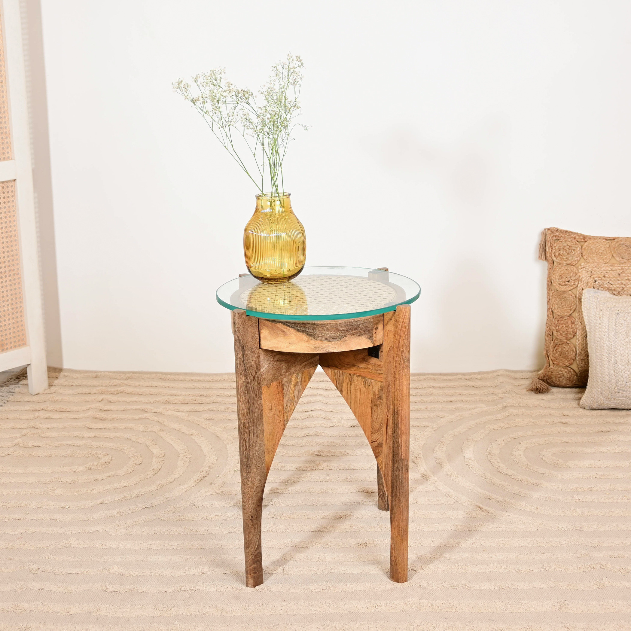 طاولة زينة بسطح زجاج من هوم كارفينج - 55x40x55 سم-furniture-livingroom-sideandendtables-image-1
