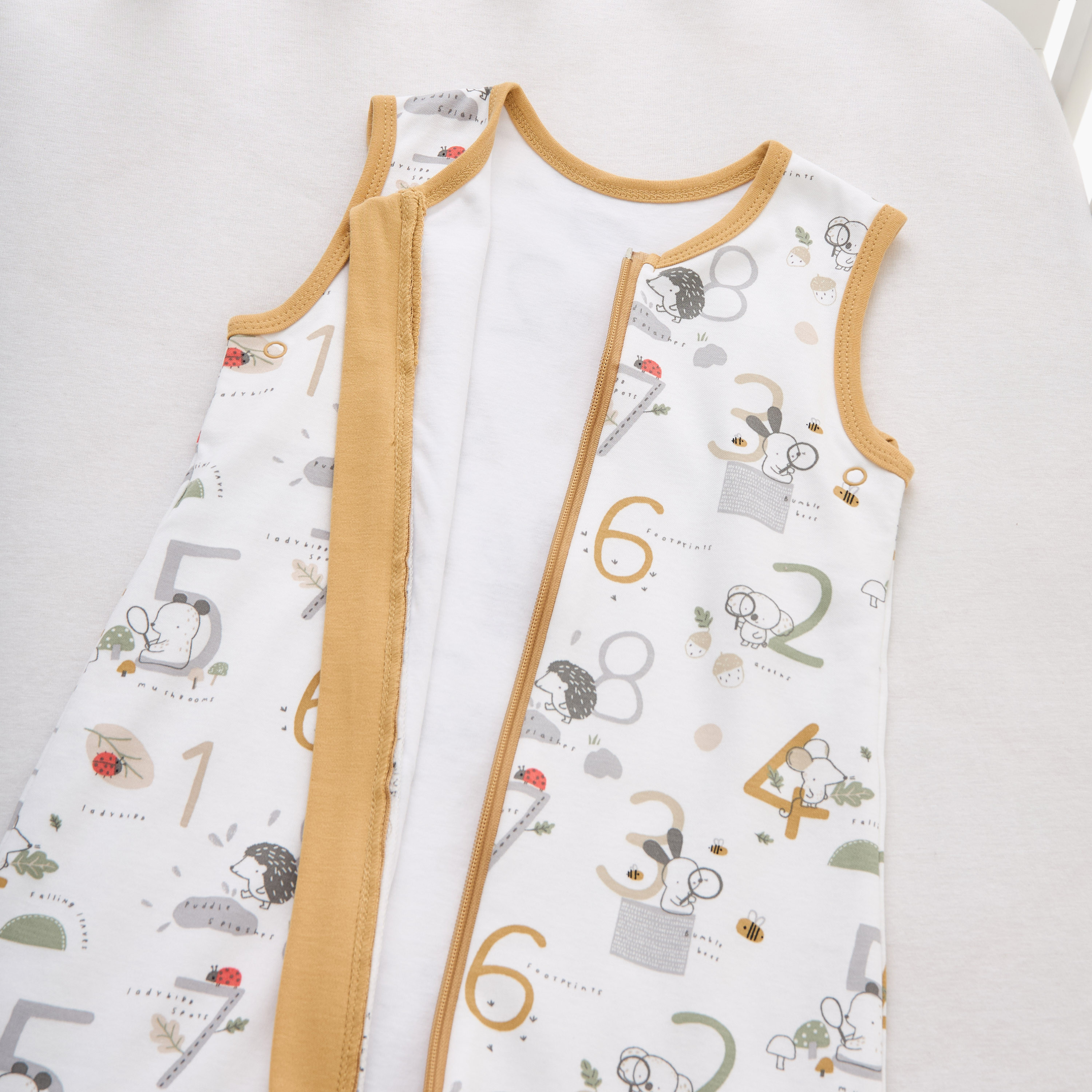 شنطة نوم بطبعات من جونيورز - 0-6 شهرًا-baby-nursery-blanketsandswaddles-swaddlesandsleepingbags-image-5