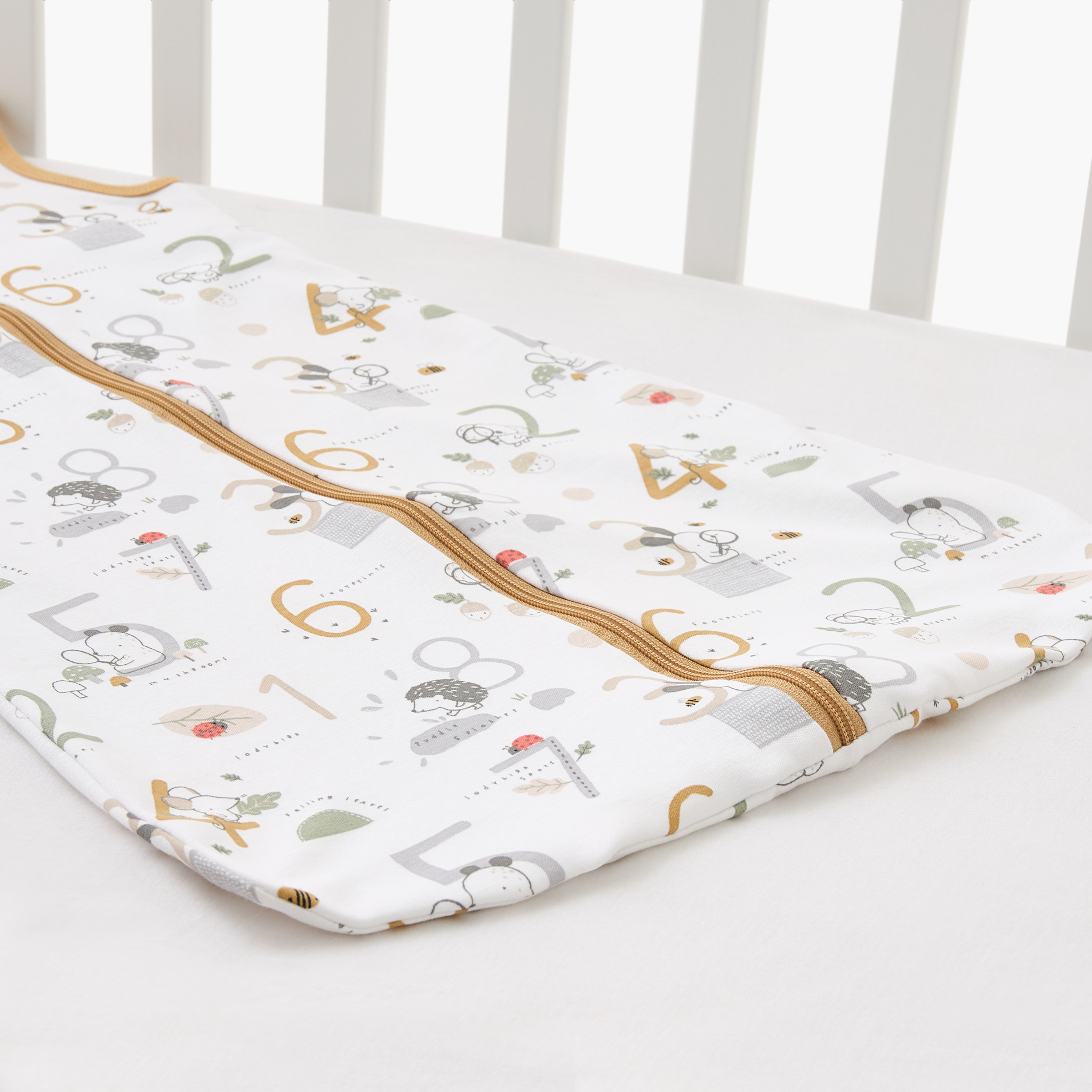 شنطة نوم بطبعات من جونيورز - 0-6 شهرًا-baby-nursery-blanketsandswaddles-swaddlesandsleepingbags-image-7
