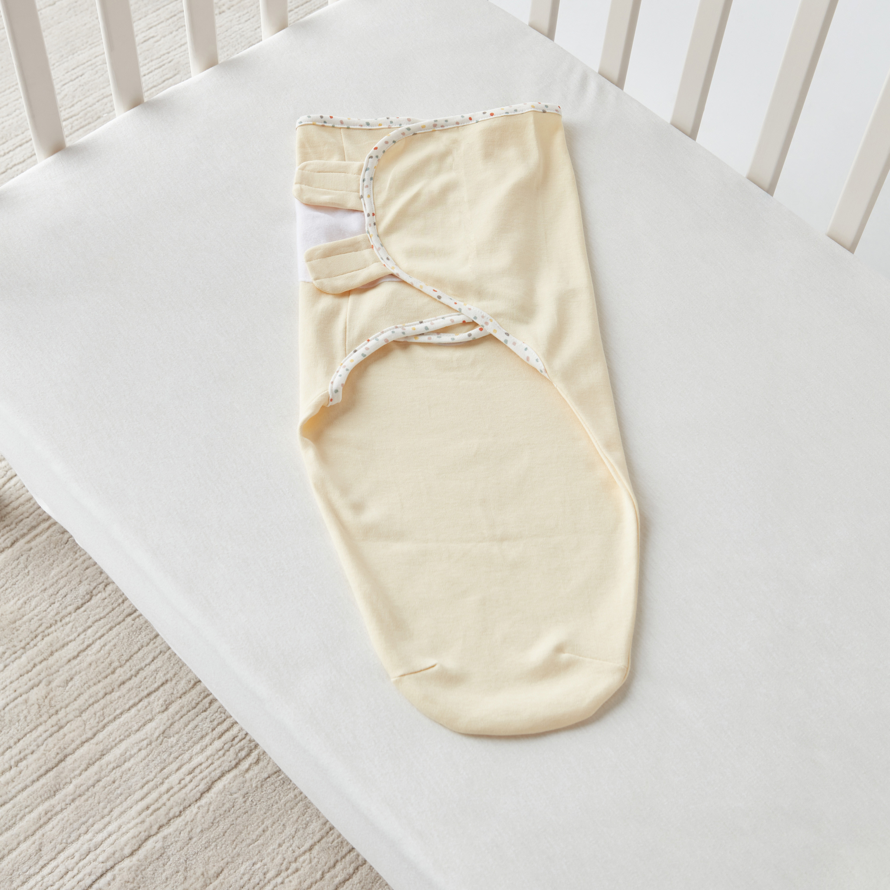 قماط قطن من جونيورز - طقم من قطعتين-baby-nursery-blanketsandswaddles-swaddlesandsleepingbags-image-2