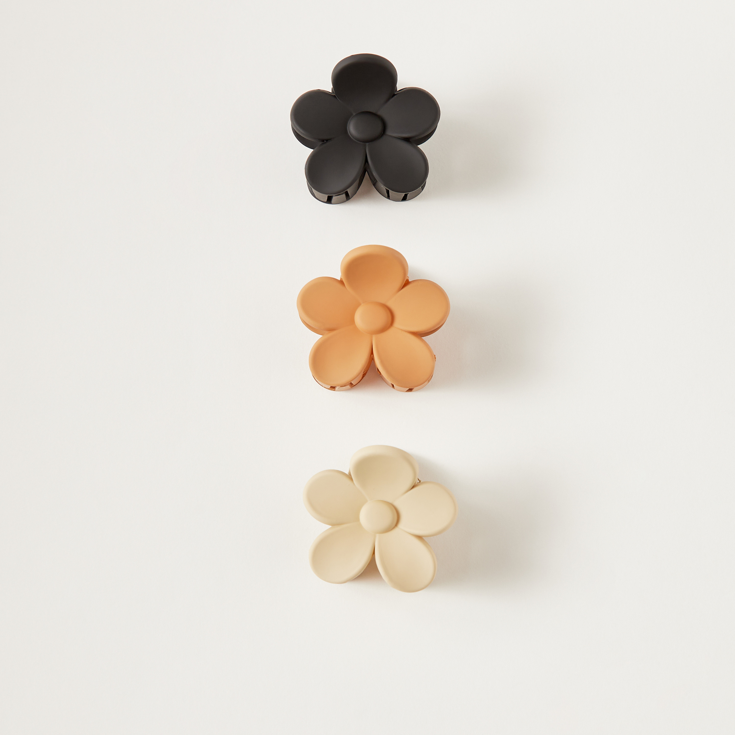 Solid Flower Hair Clamp - Set of 3-women-hairaccessories-clamps-image-3
