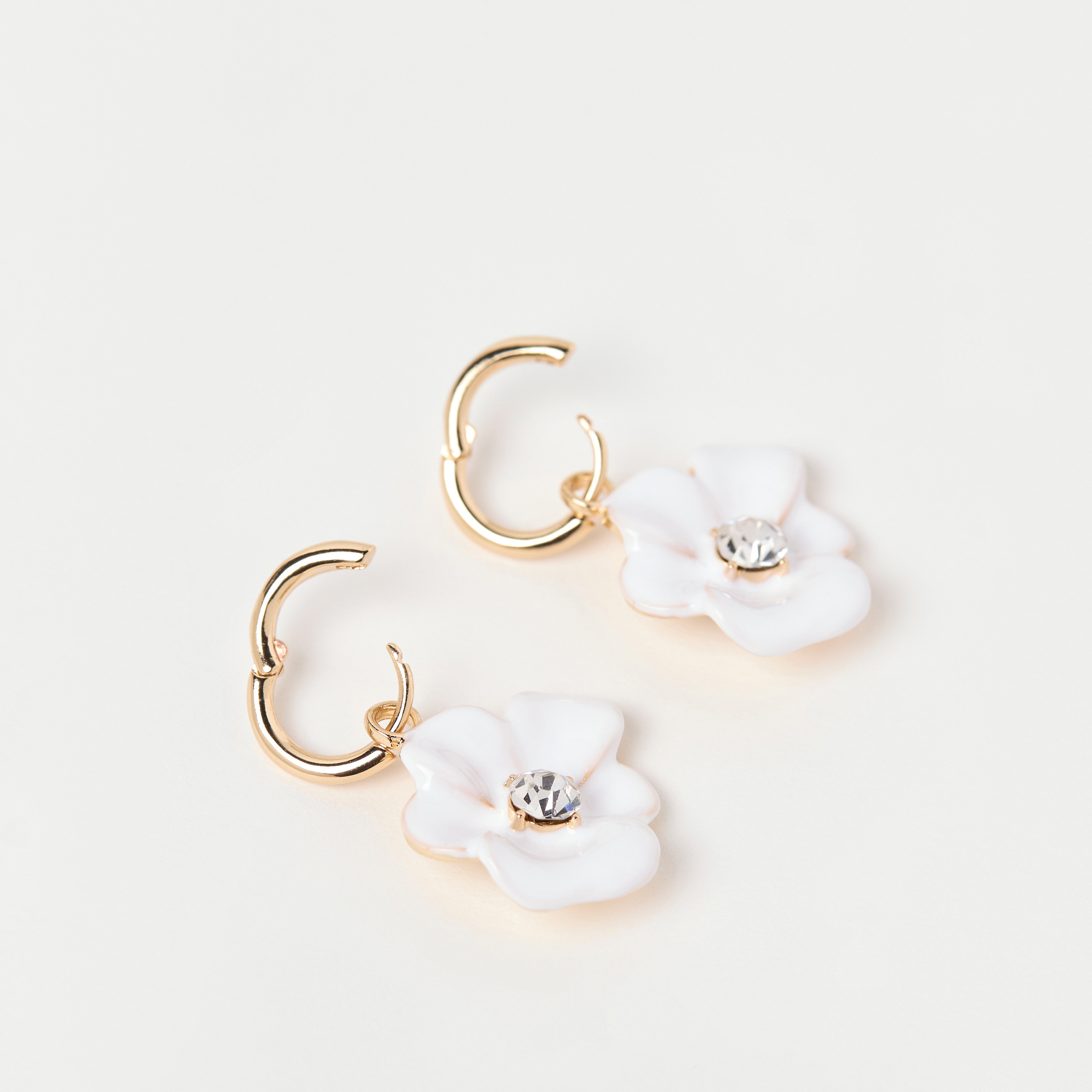 حلق متدلي مرصع بتصميم زهرة من تشارمز-girls-accessories-jewellery-image-2